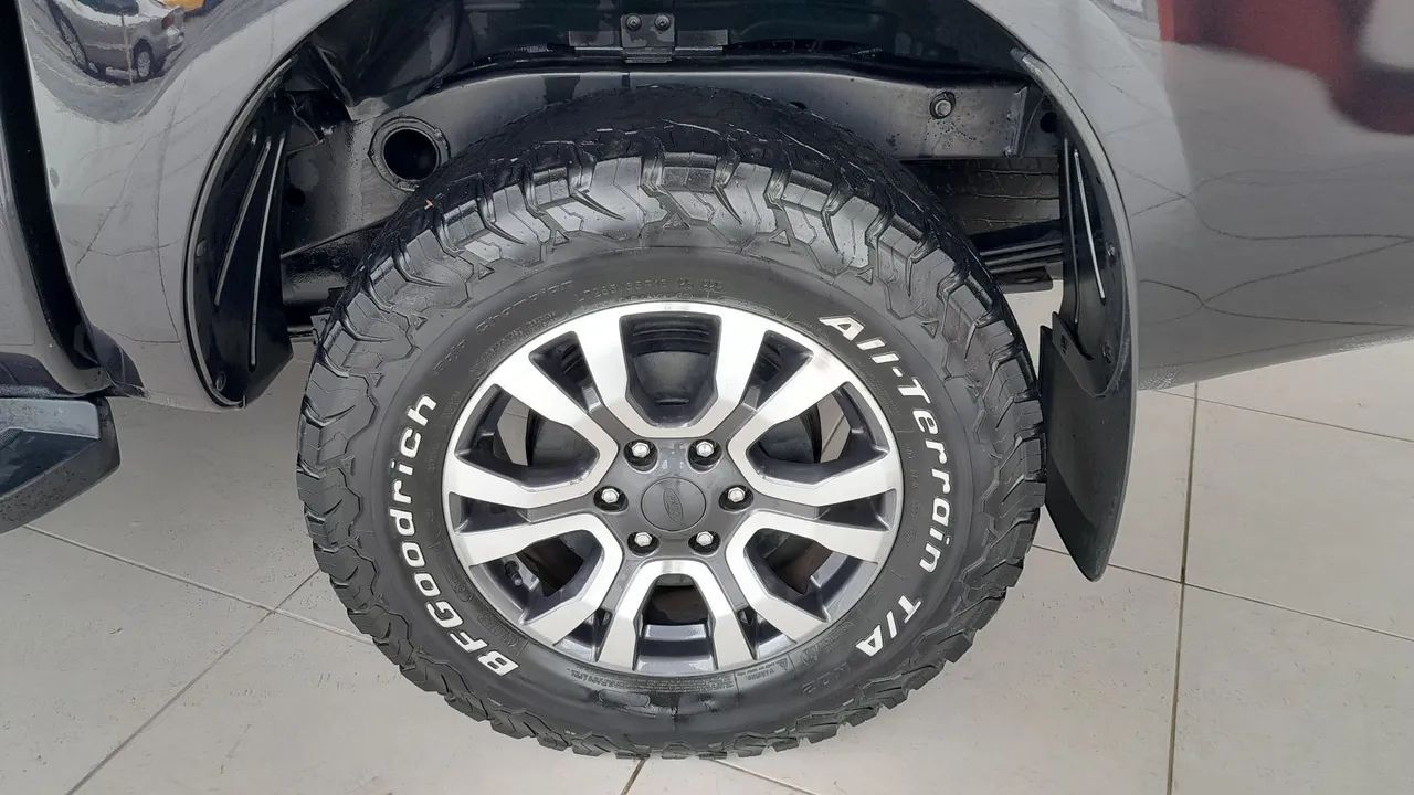 Ford RANGER 12