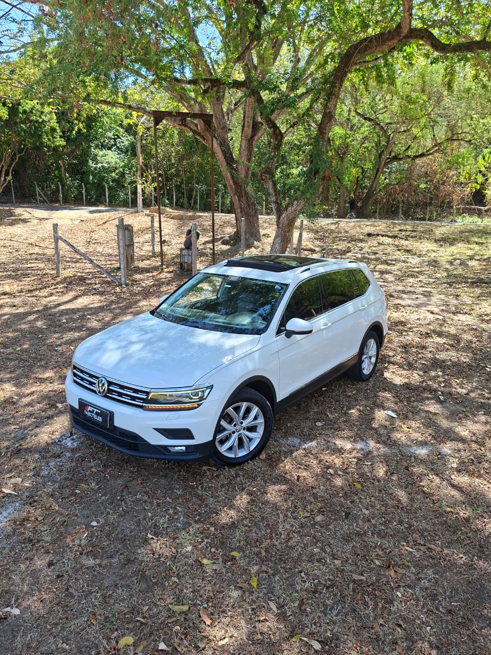 VW - VolksWagen TIGUAN 2