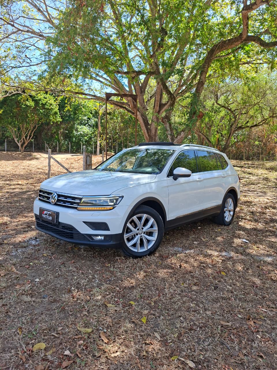 VW - VolksWagen TIGUAN 6
