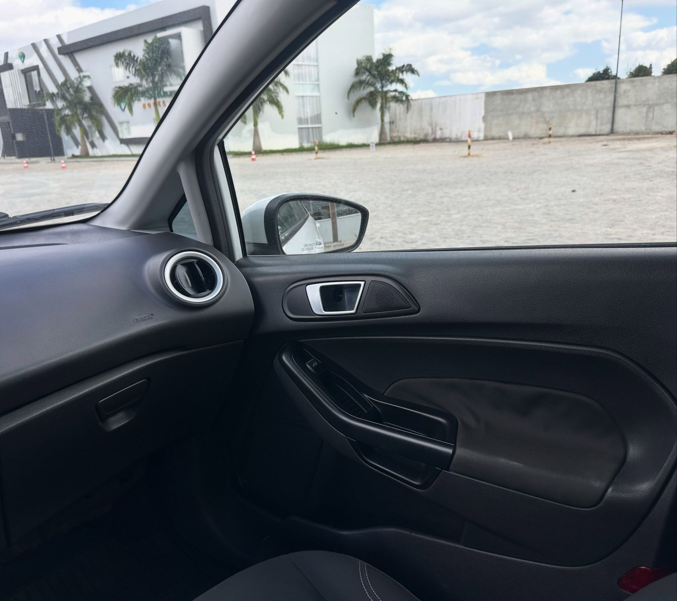 Ford Fiesta 9