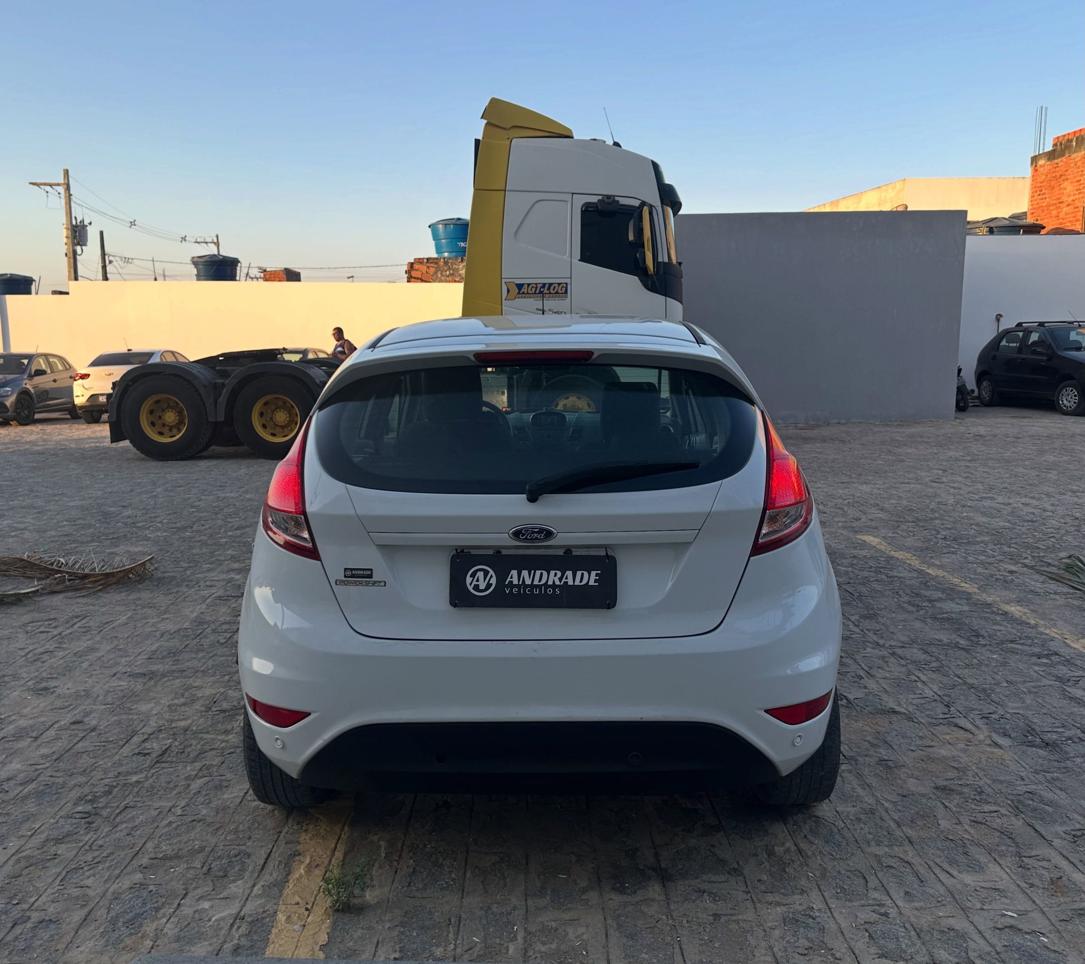 Ford Fiesta 12