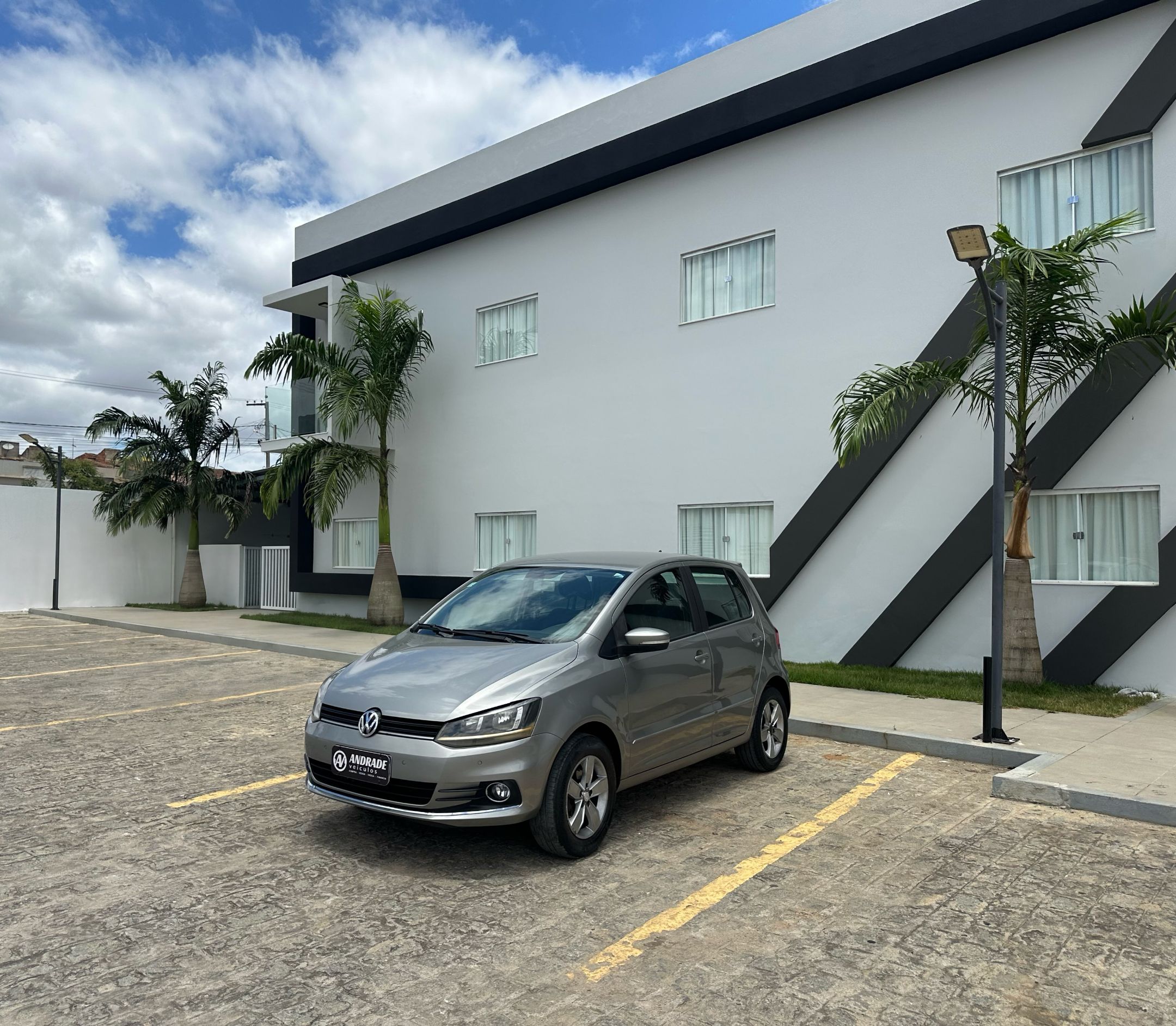 VOLKSWAGEN FOX 2018