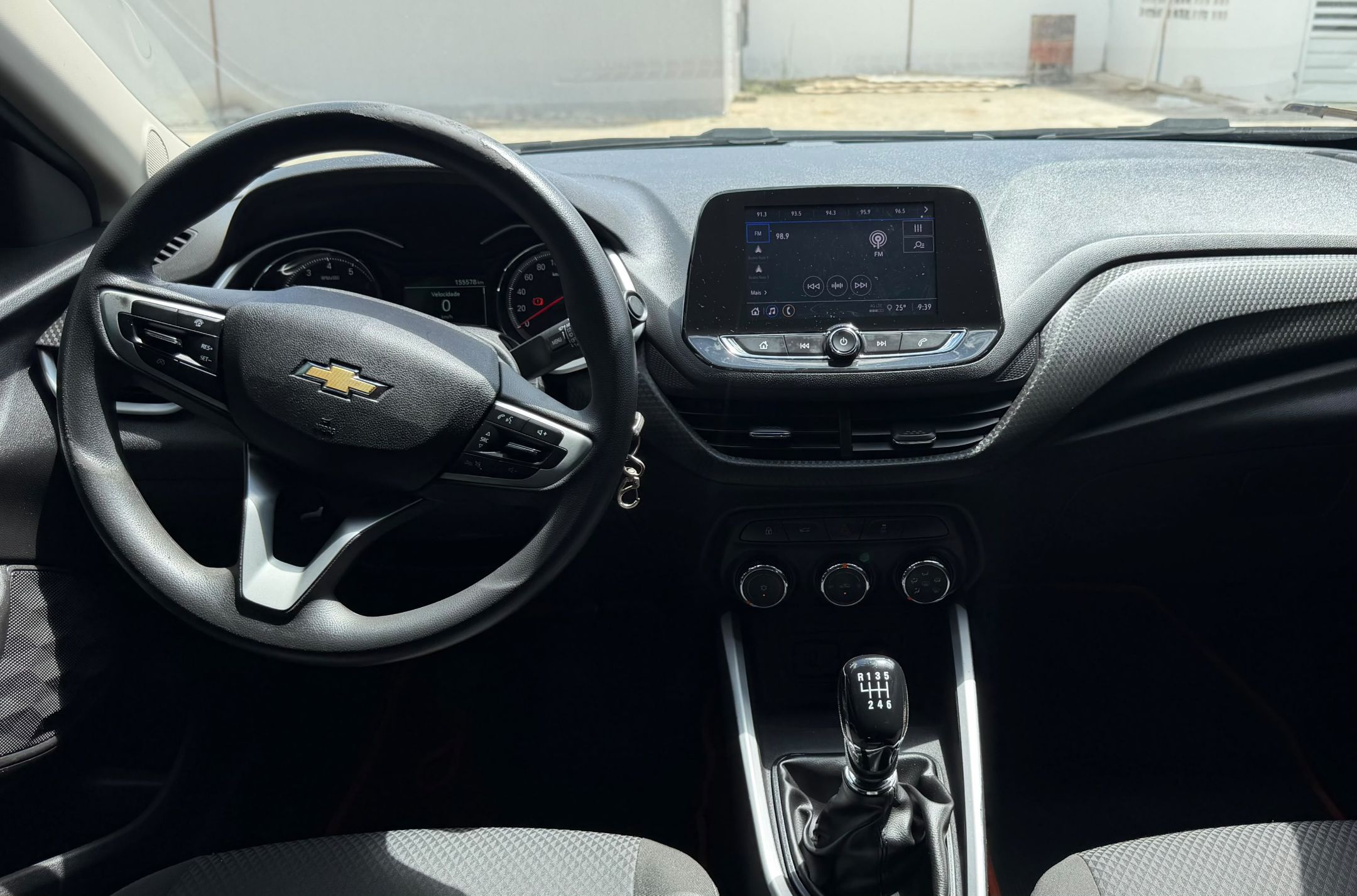 CHEVROLET ONIX PLUS 10