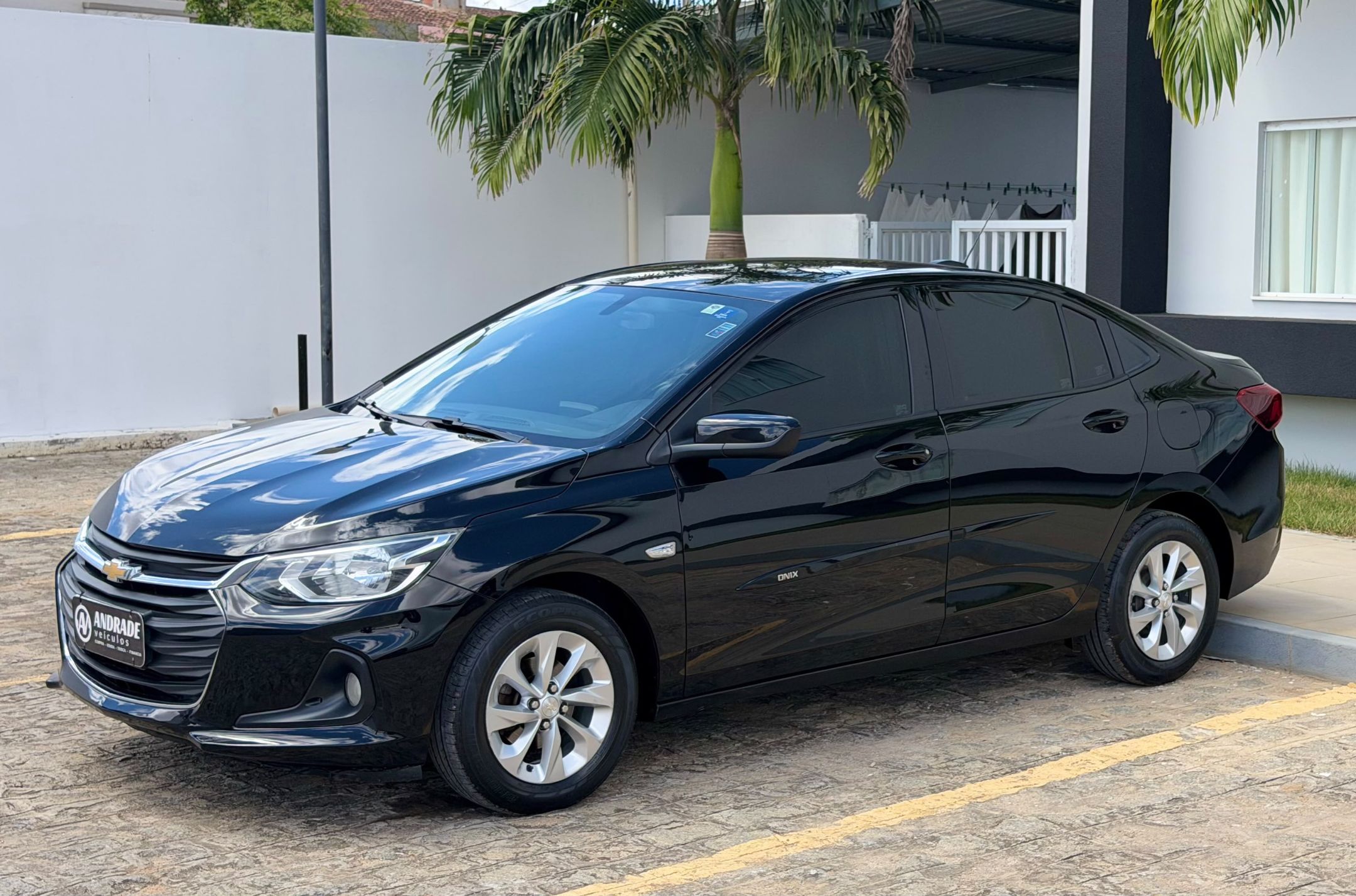 CHEVROLET ONIX PLUS 3
