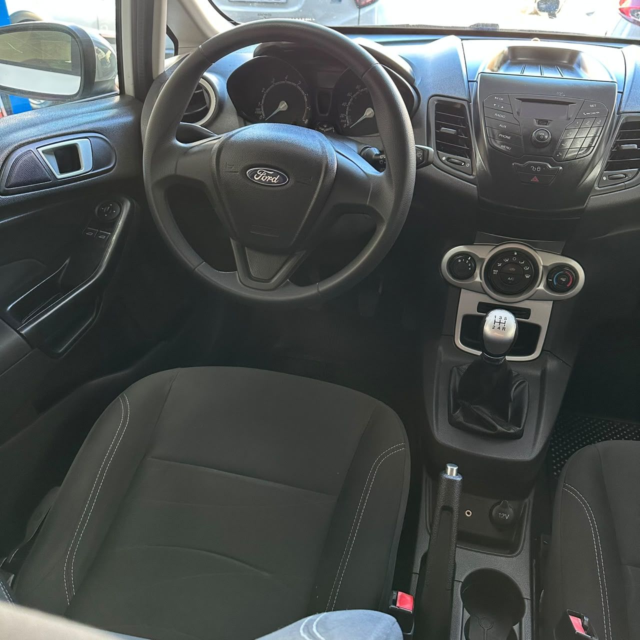 FORD FIESTA 9
