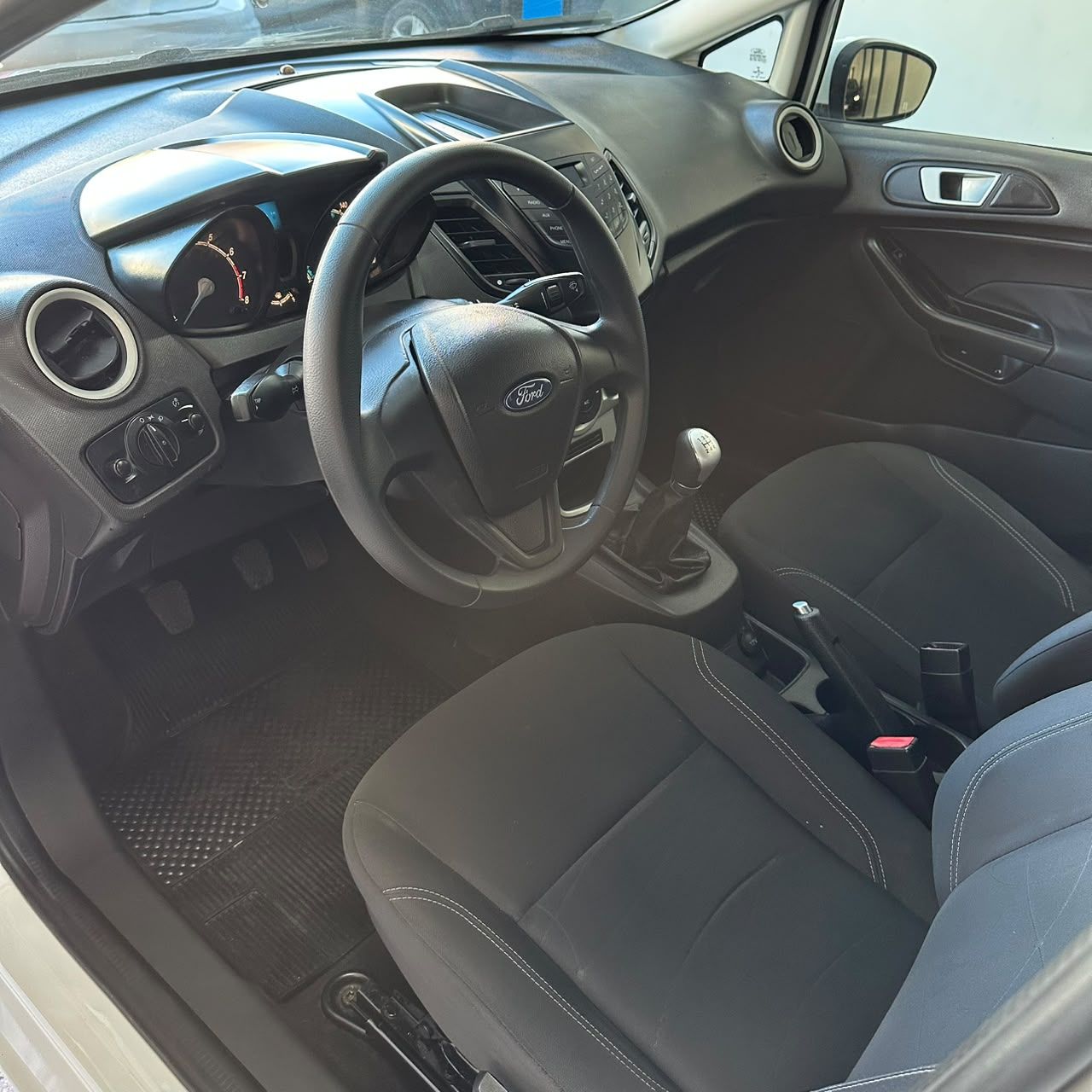 FORD FIESTA 10