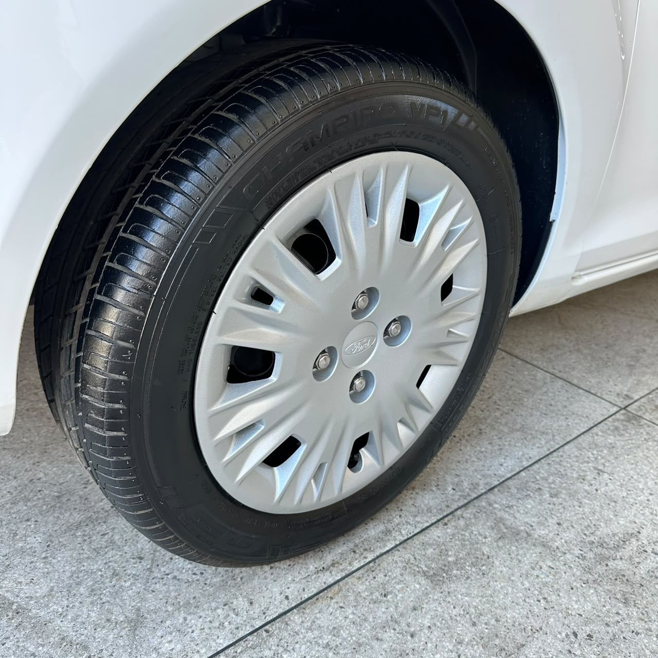 FORD FIESTA 12
