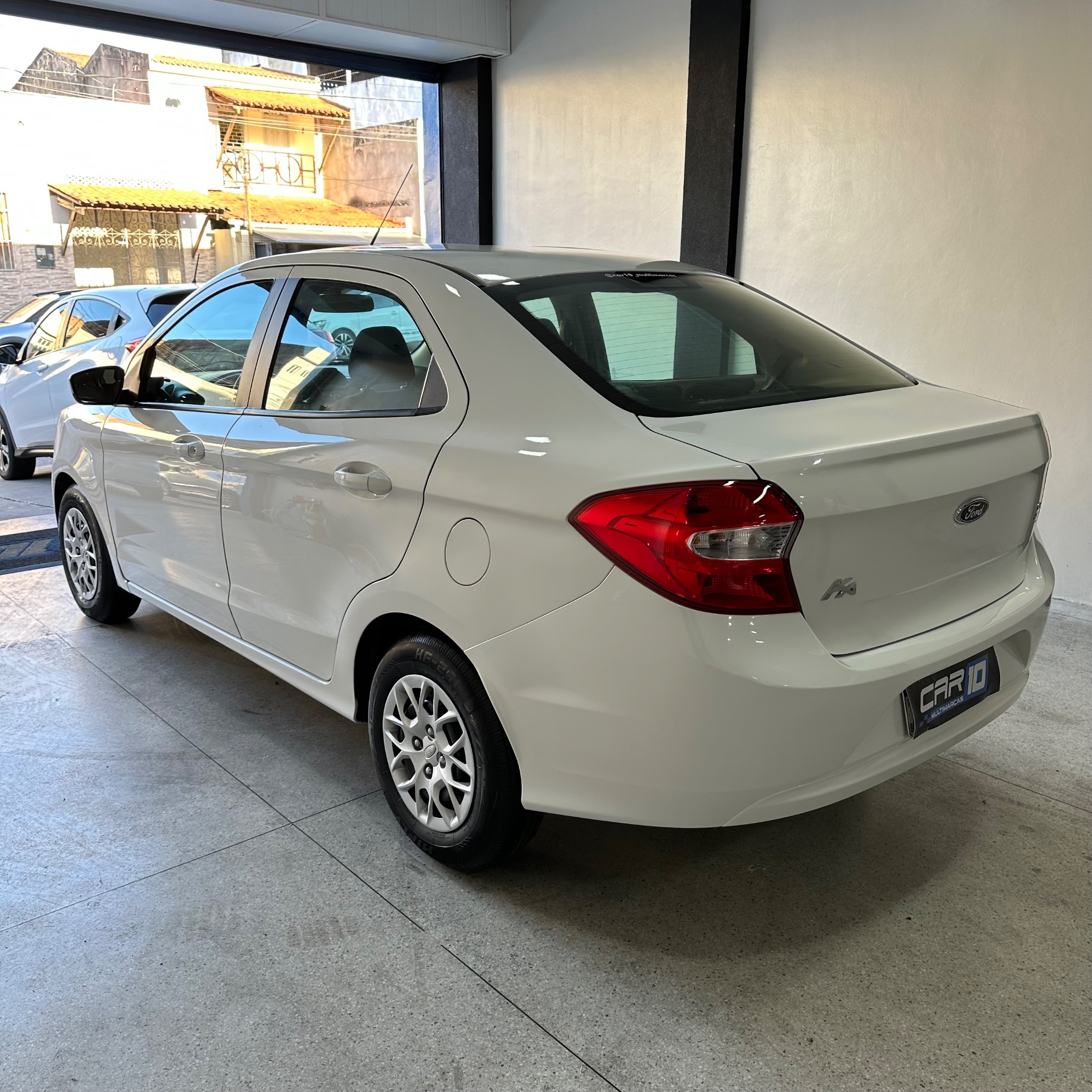FORD KA 6
