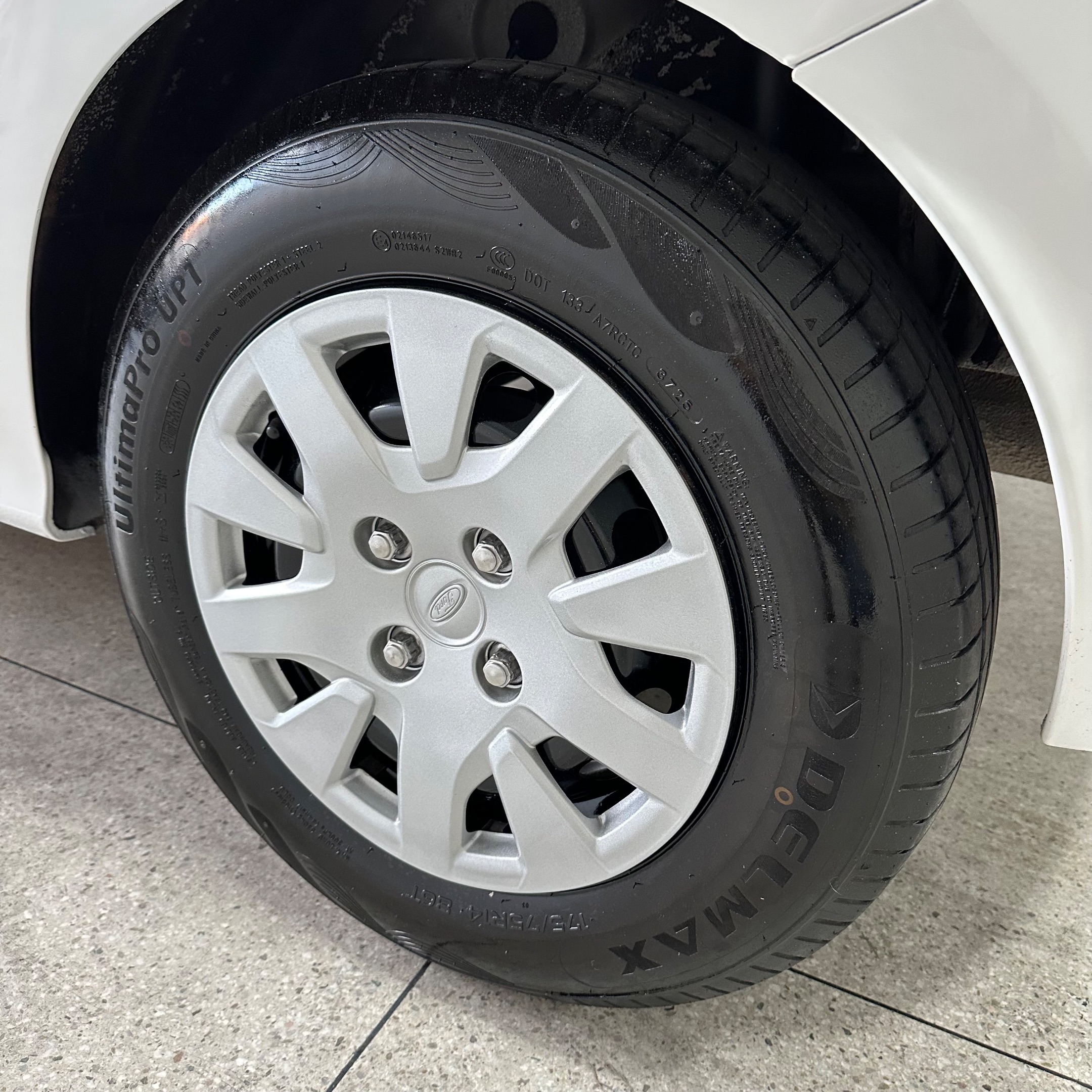 FORD KA 12