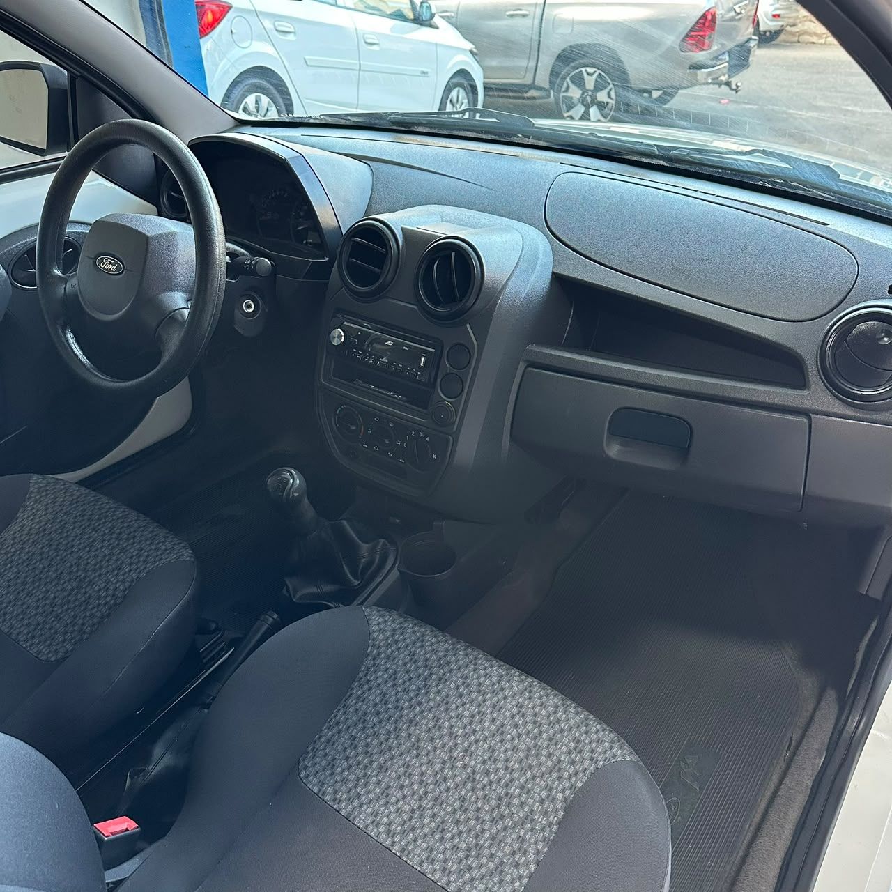 FORD KA 6
