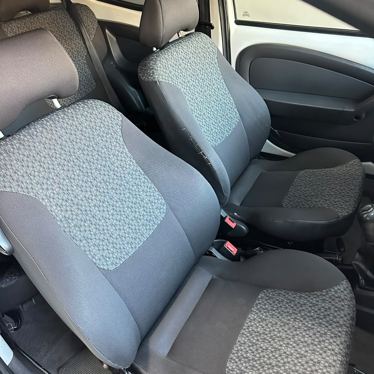 FORD KA 7