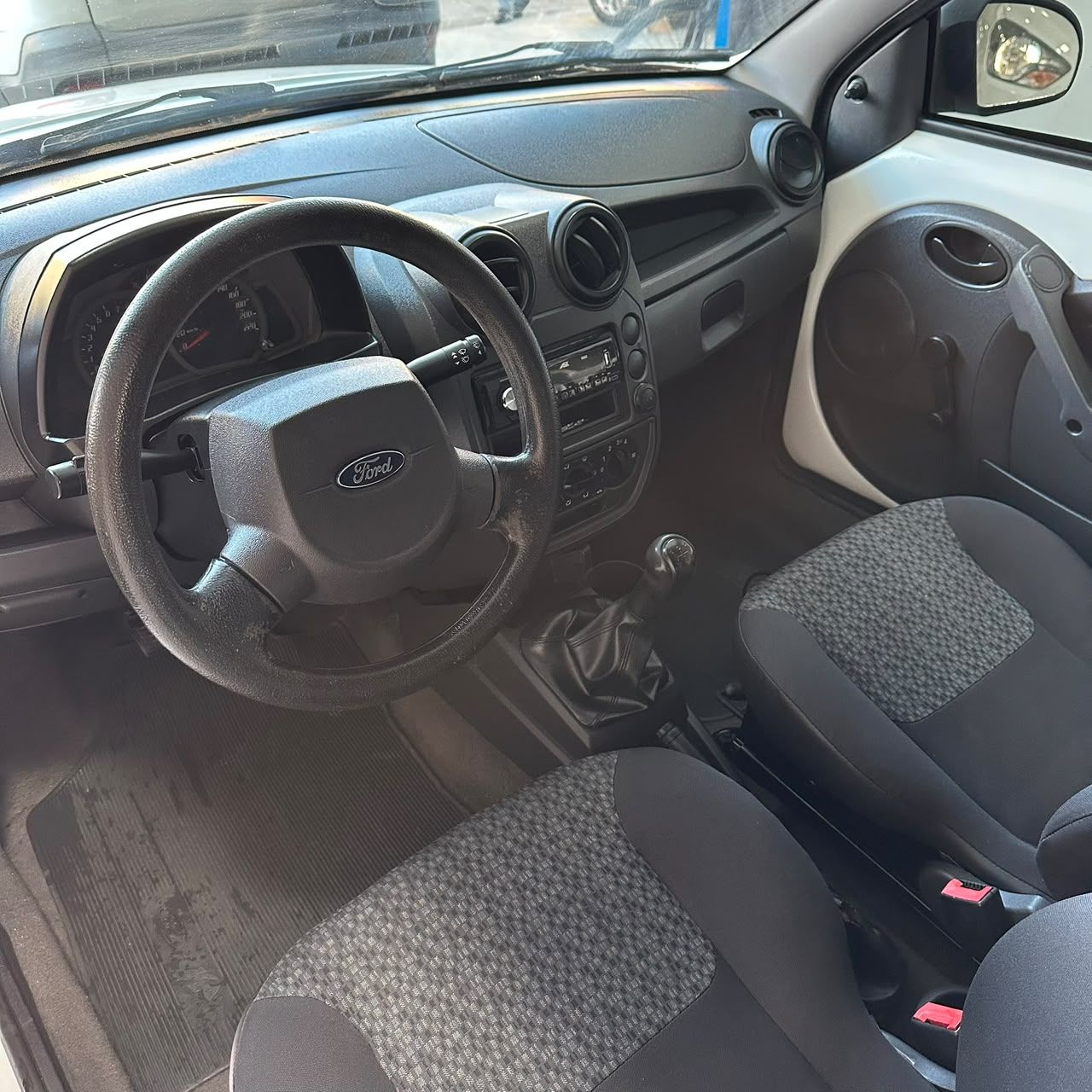 FORD KA 9