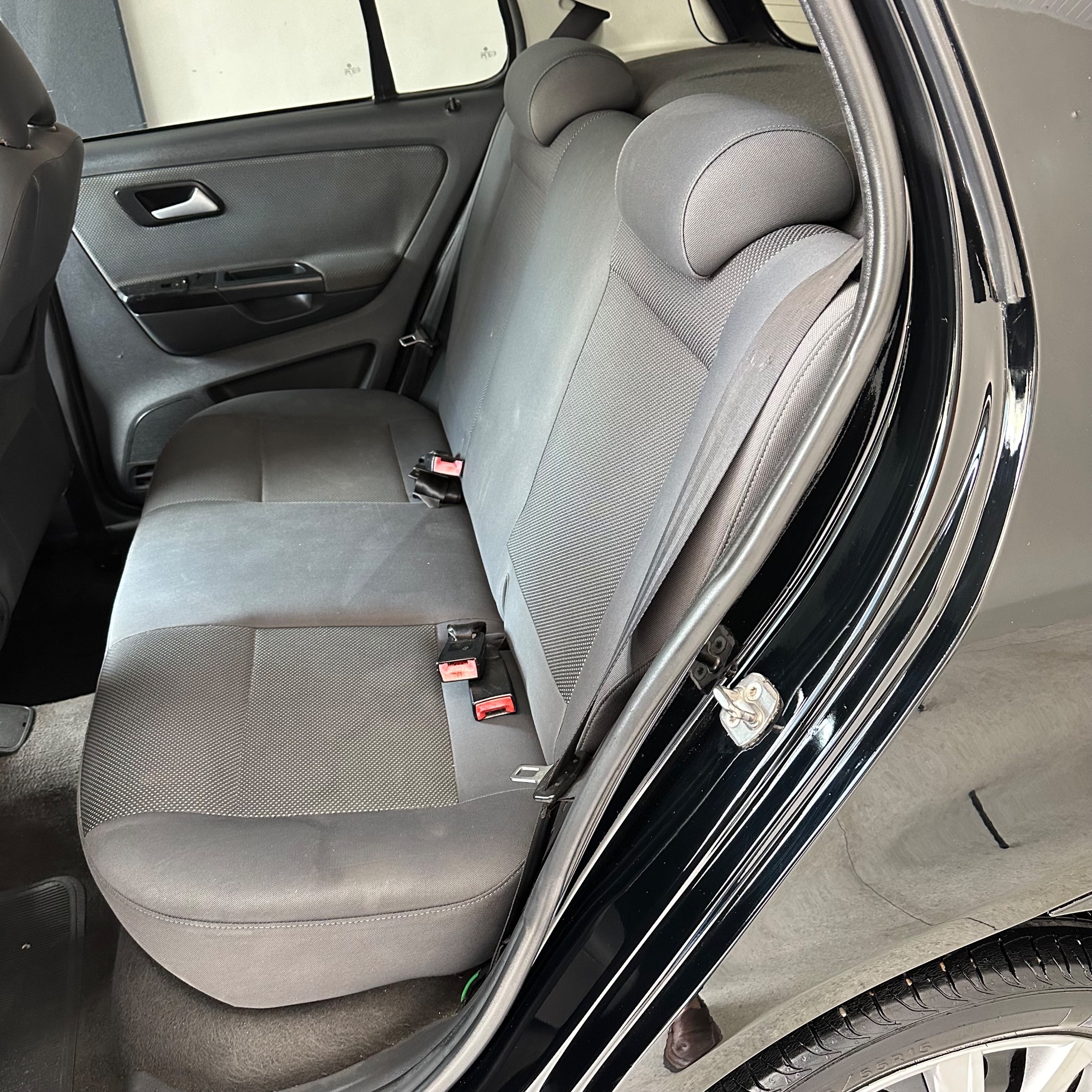 VOLKSWAGEN FOX 11