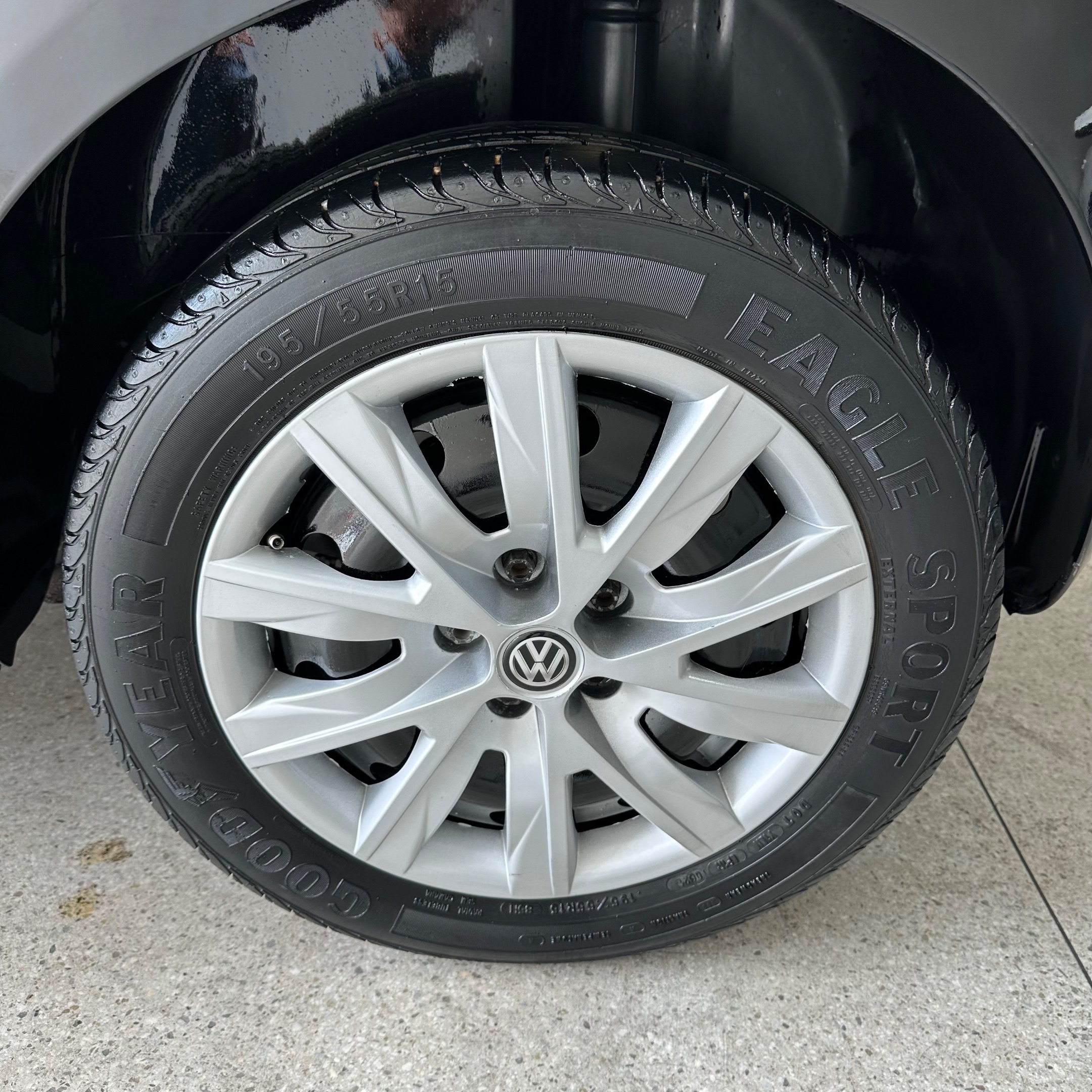 VOLKSWAGEN FOX 12
