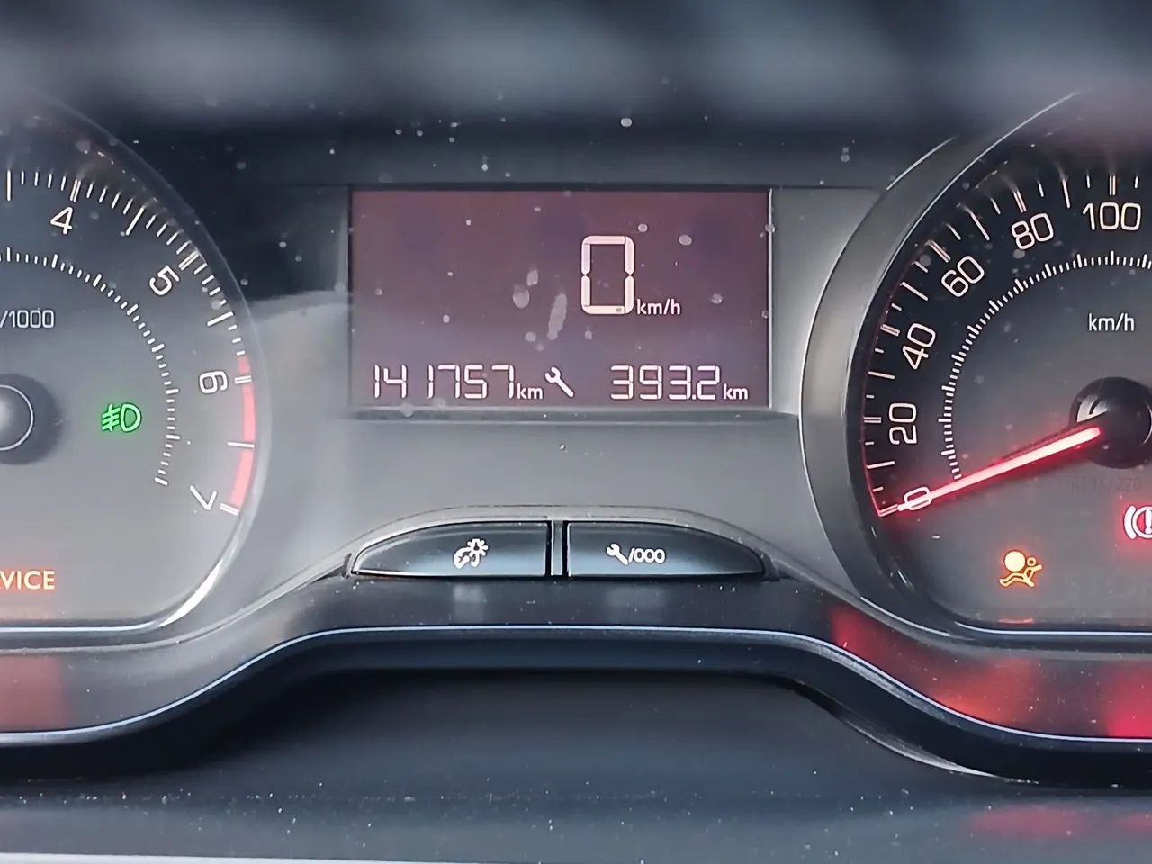 Peugeot 208 9