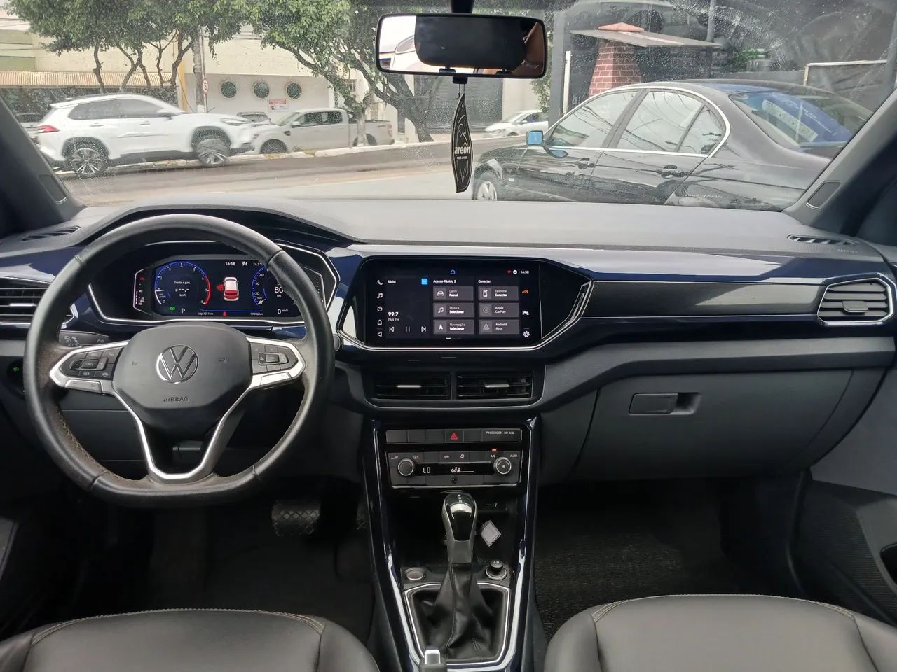 Volkswagen T-CROSS 10