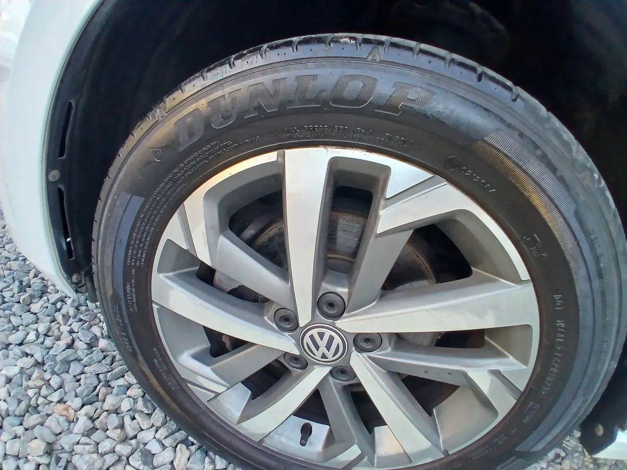 Volkswagen VIRTUS 15
