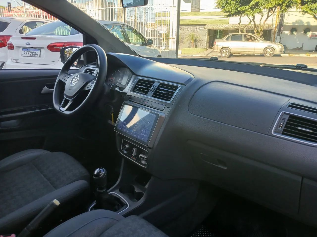 Volkswagen FOX 11
