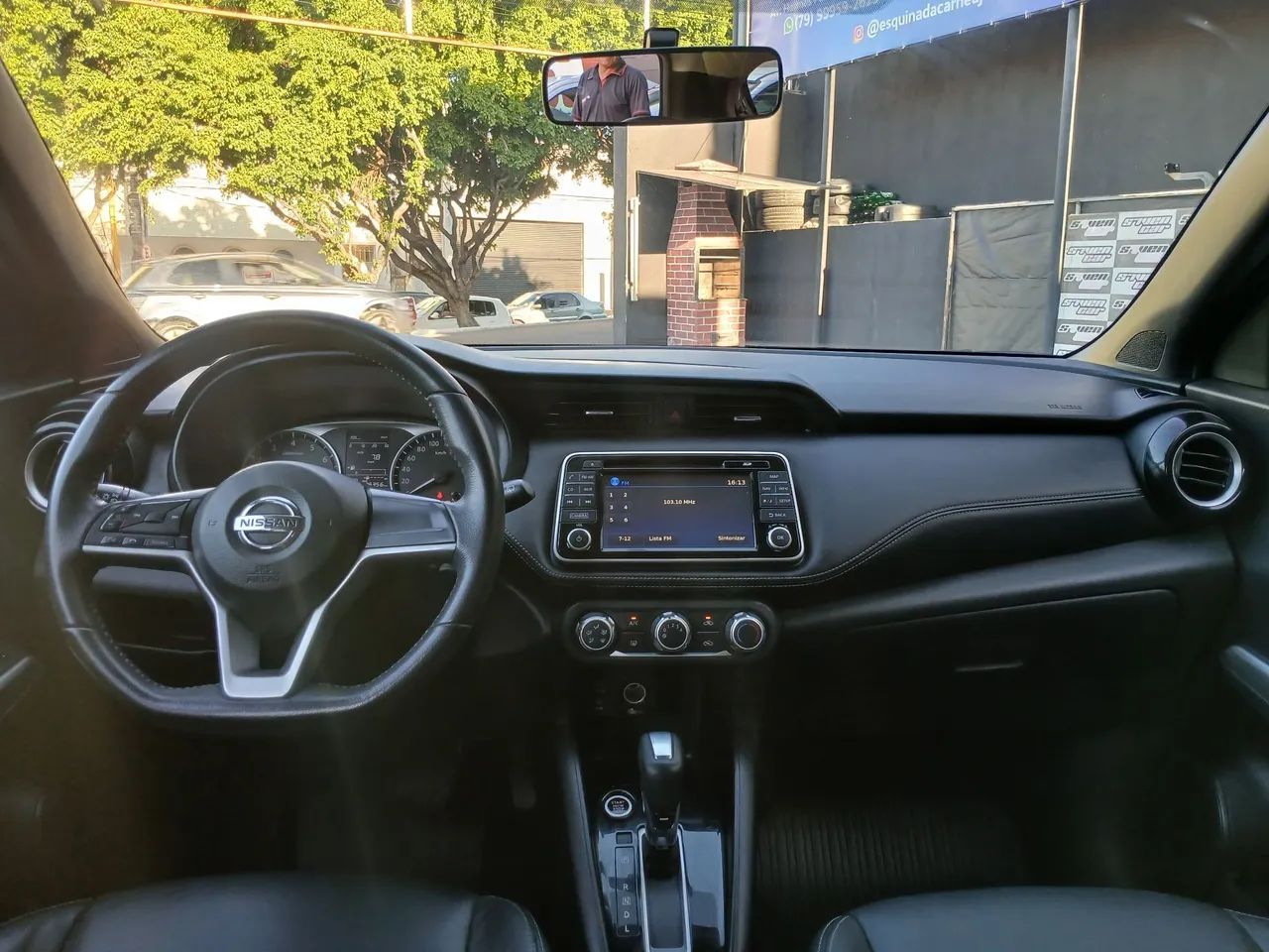 Nissan KICKS 10
