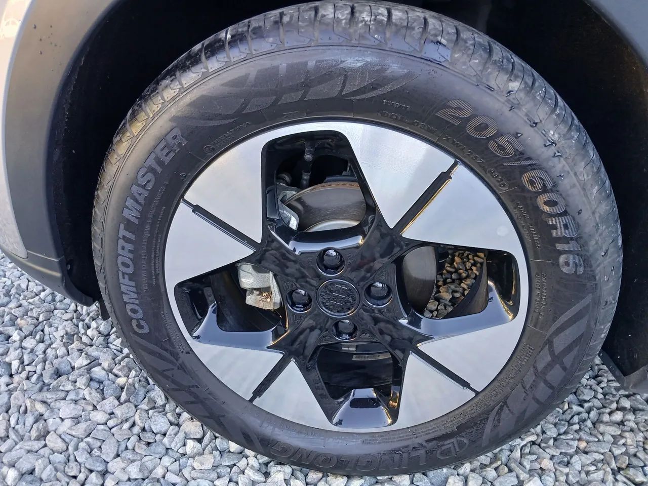 Geely EX2 15