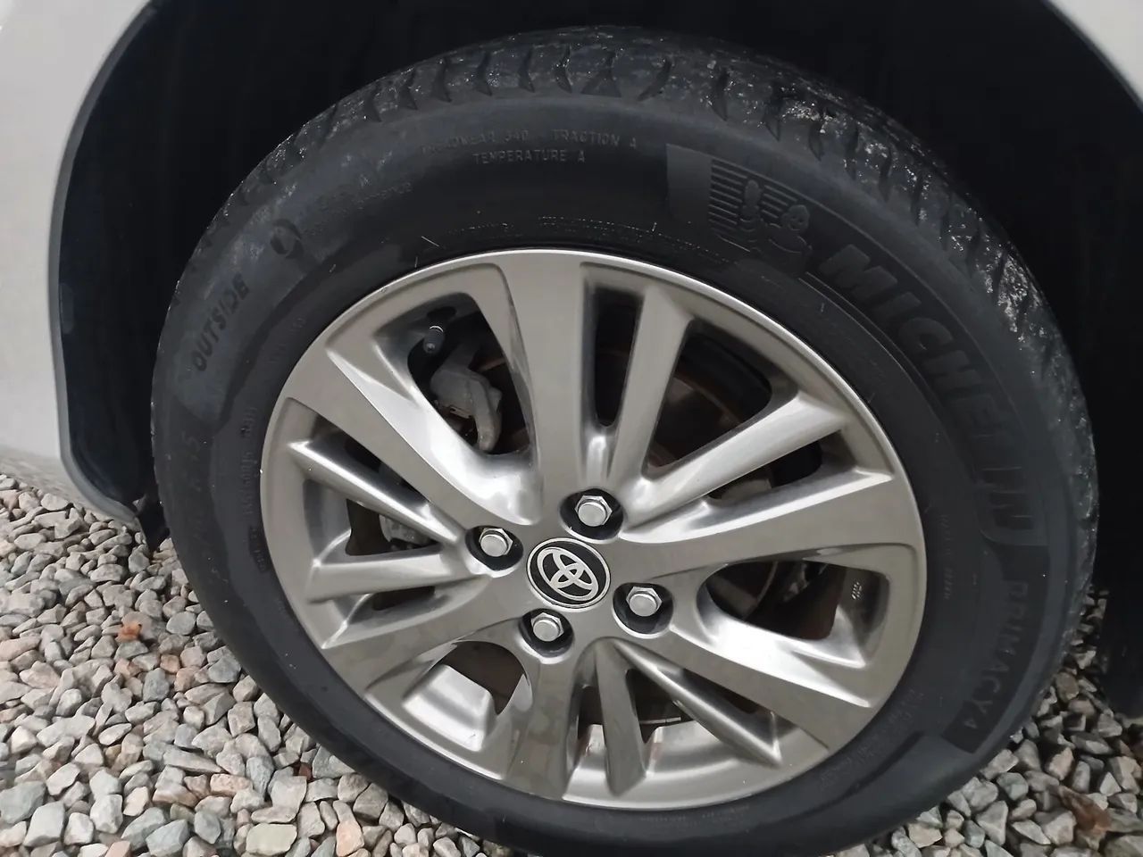 Toyota YARIS 15