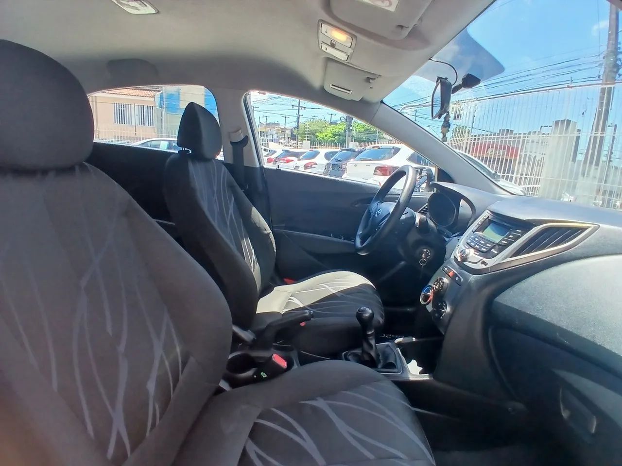 Hyundai HB20 12