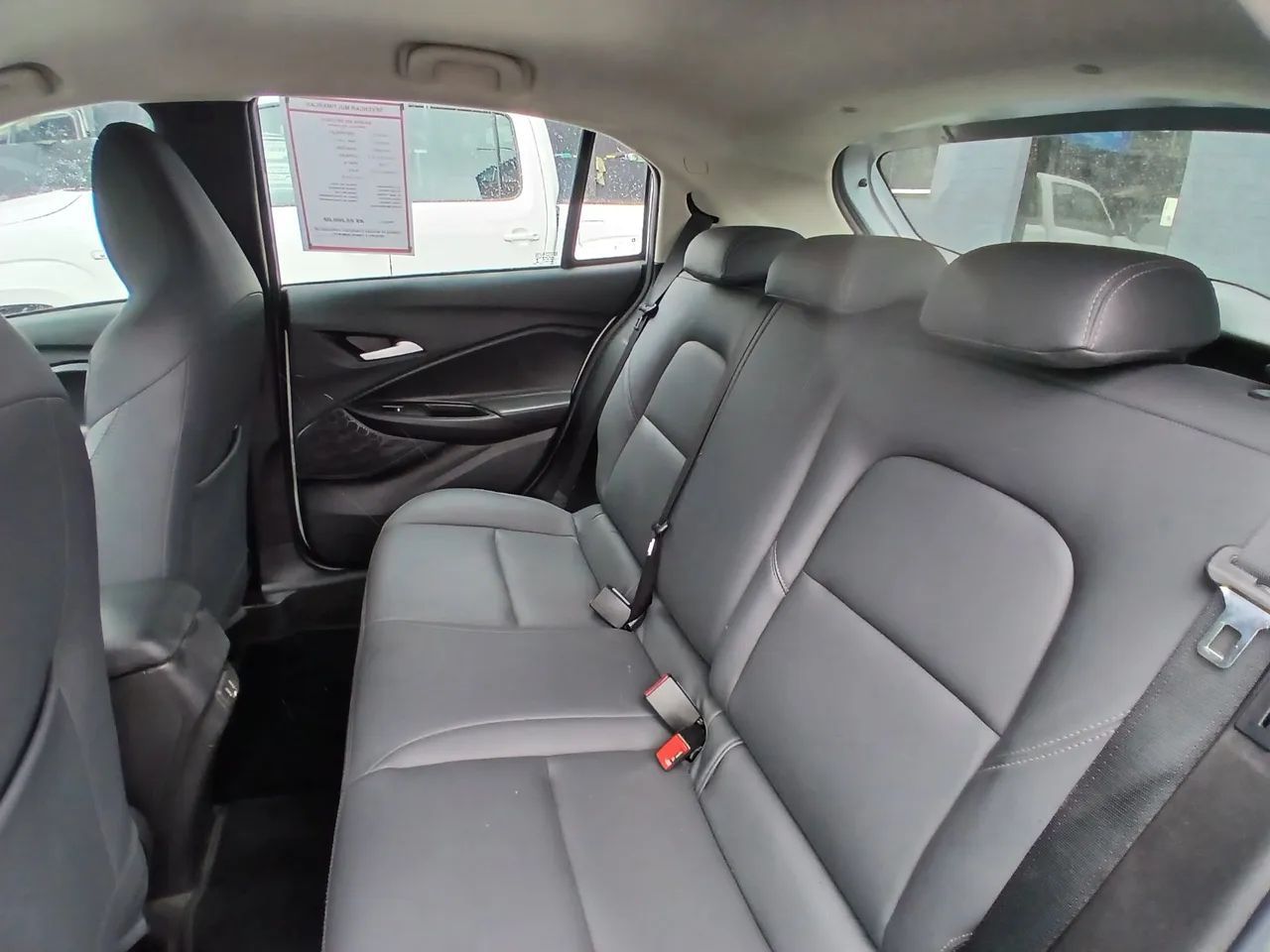 Chevrolet ONIX 13
