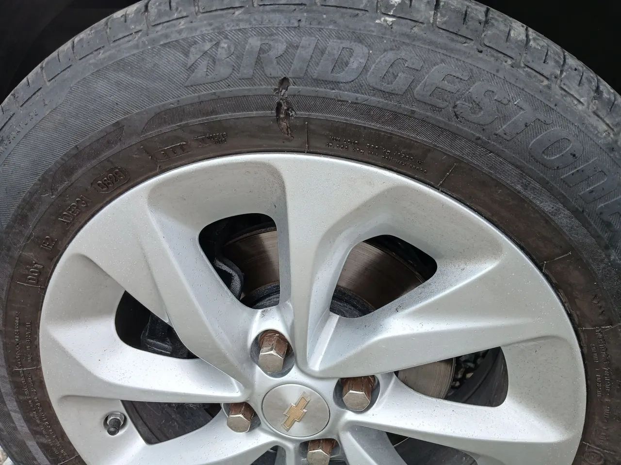 Chevrolet ONIX 15