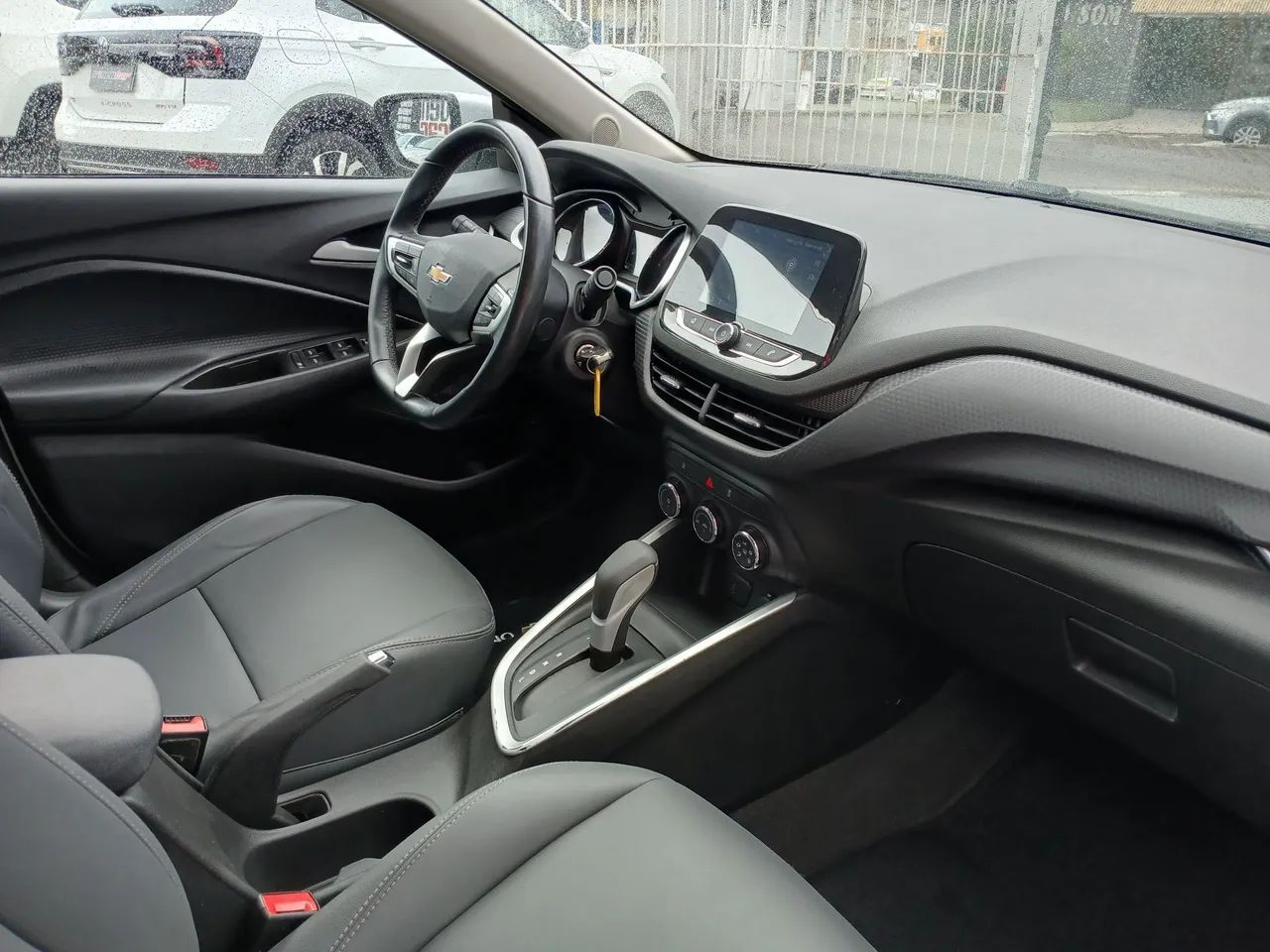 Chevrolet ONIX 11