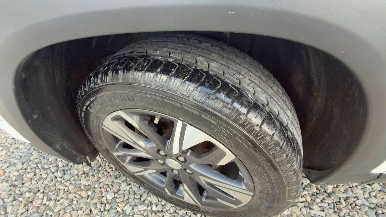 Chevrolet TRACKER 12