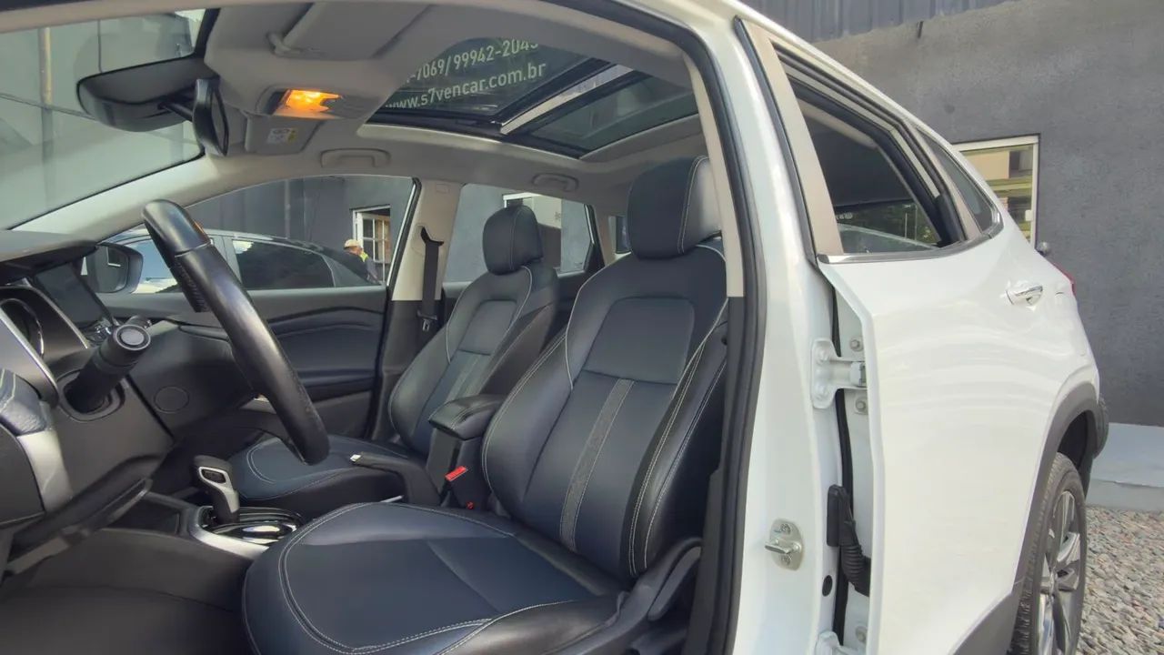 Chevrolet TRACKER 9