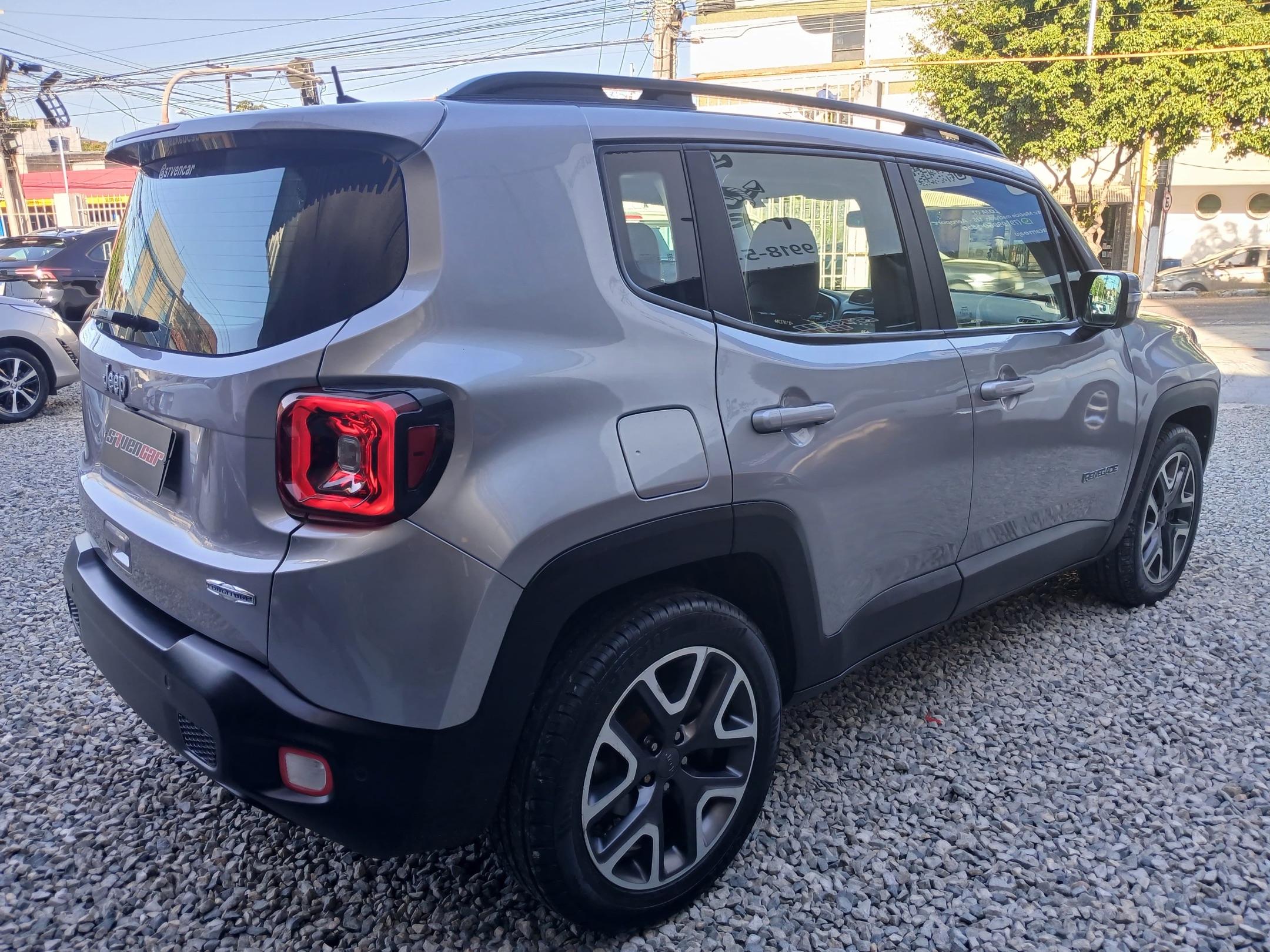 Jeep Renegade 6
