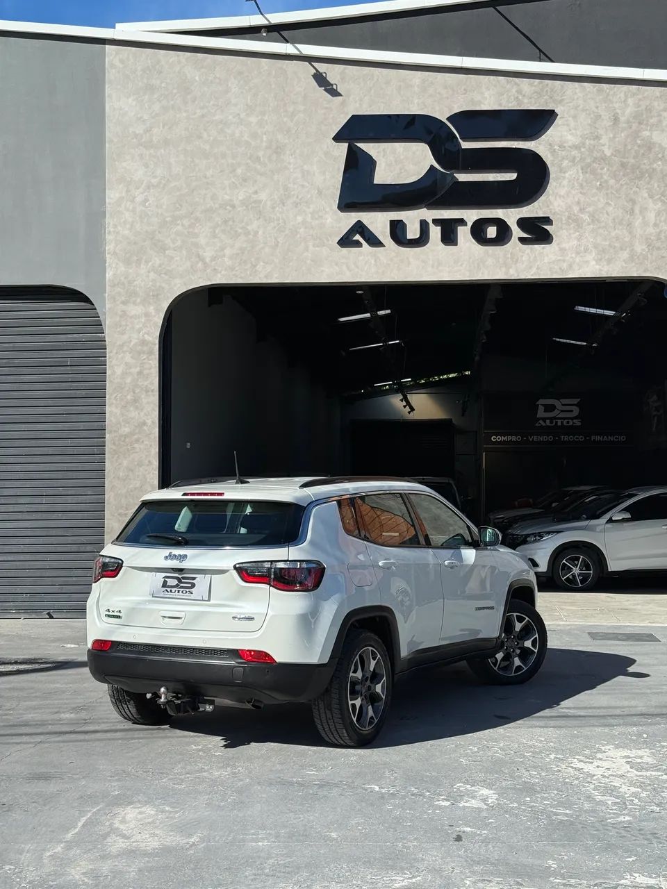 Jeep COMPASS 4
