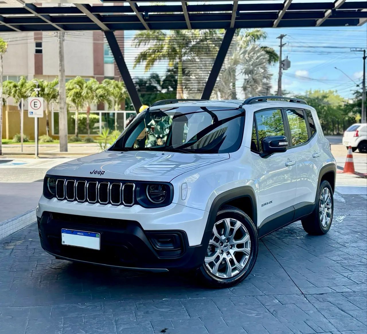 Jeep RENEGADE 8