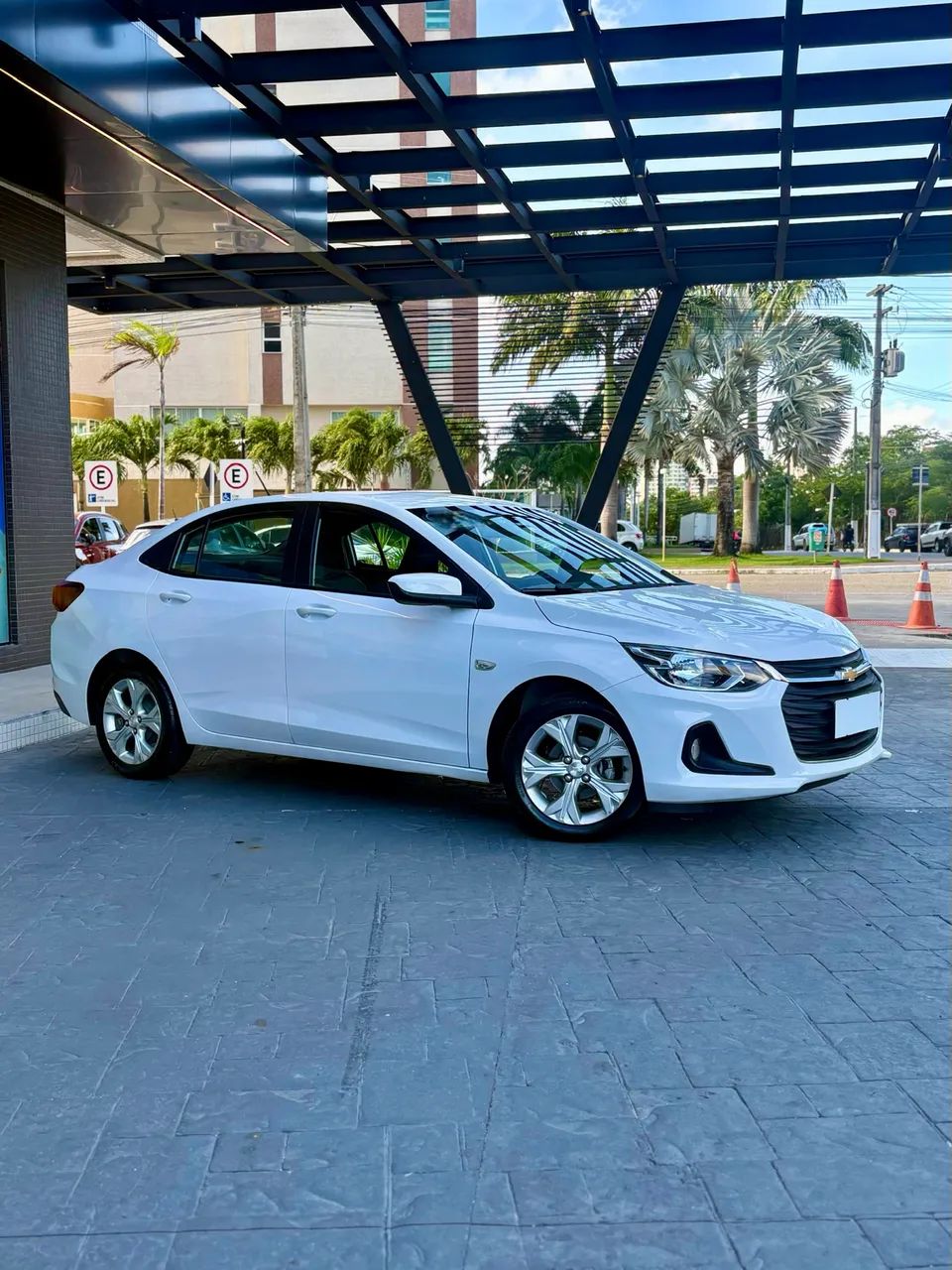 Chevrolet ONIX 3