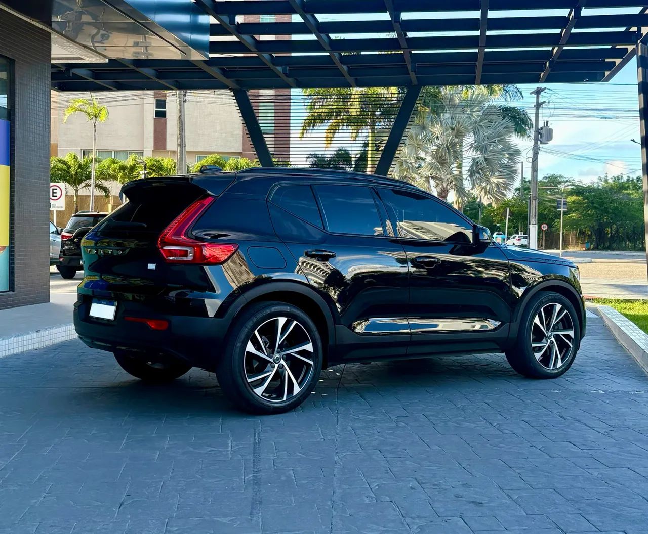 Volvo XC40 8