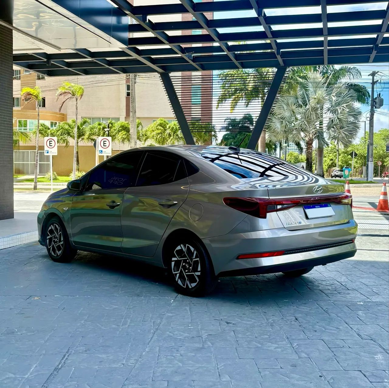 Hyundai HB20S 5