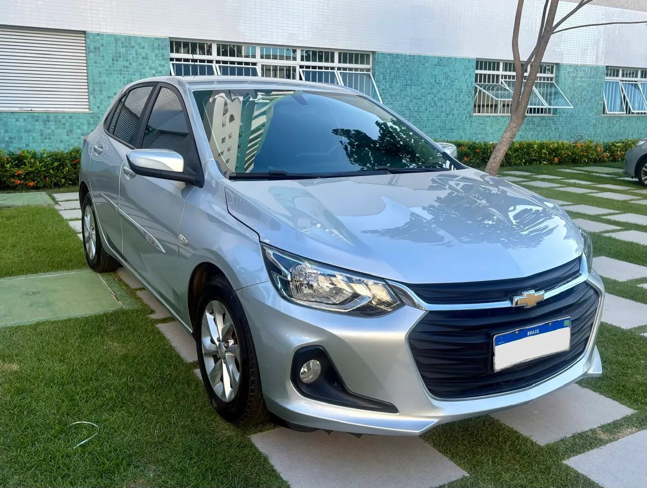 Chevrolet ONIX 6