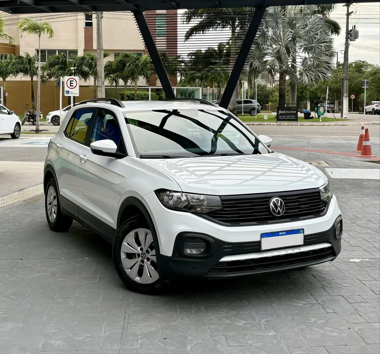 Volkswagen T-CROSS 2024