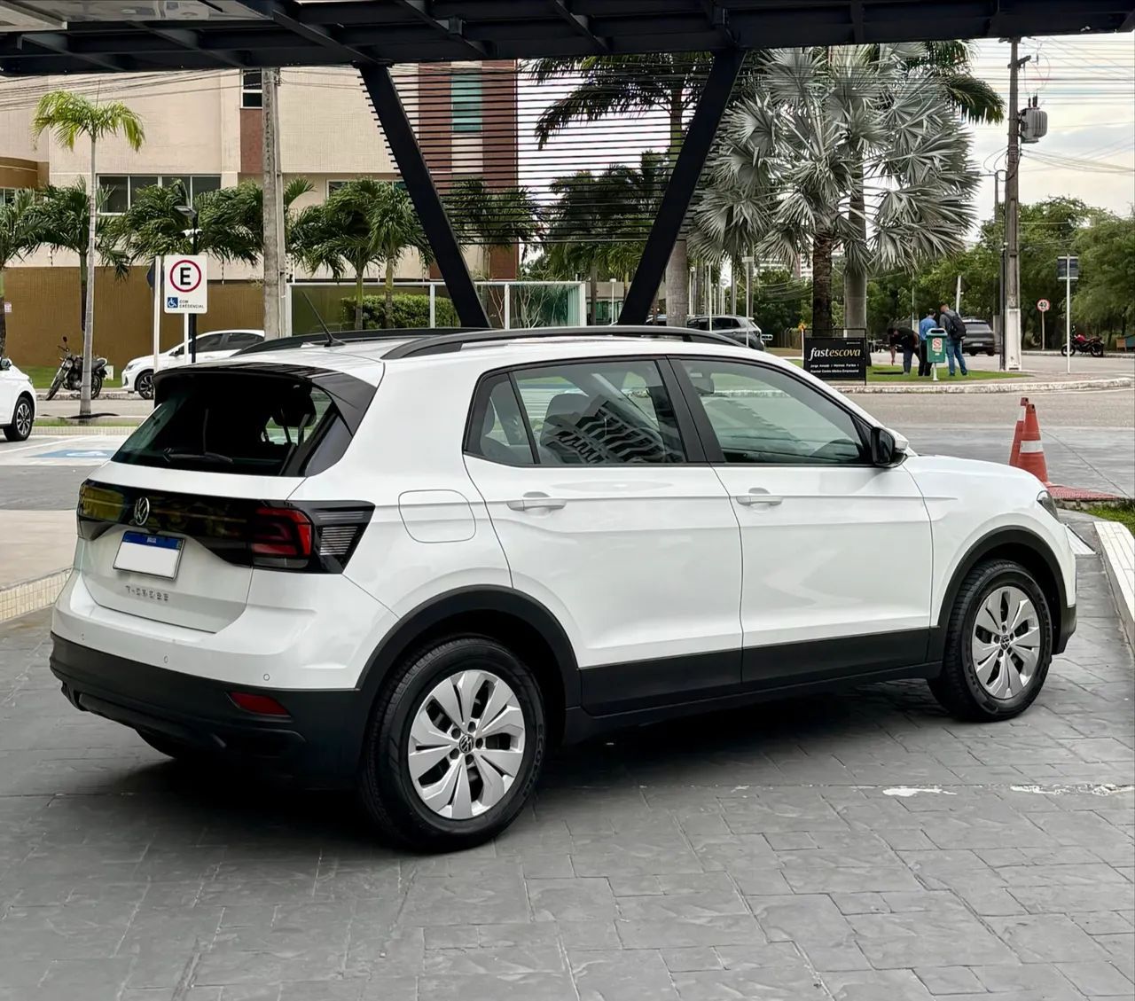 Volkswagen T-CROSS 7