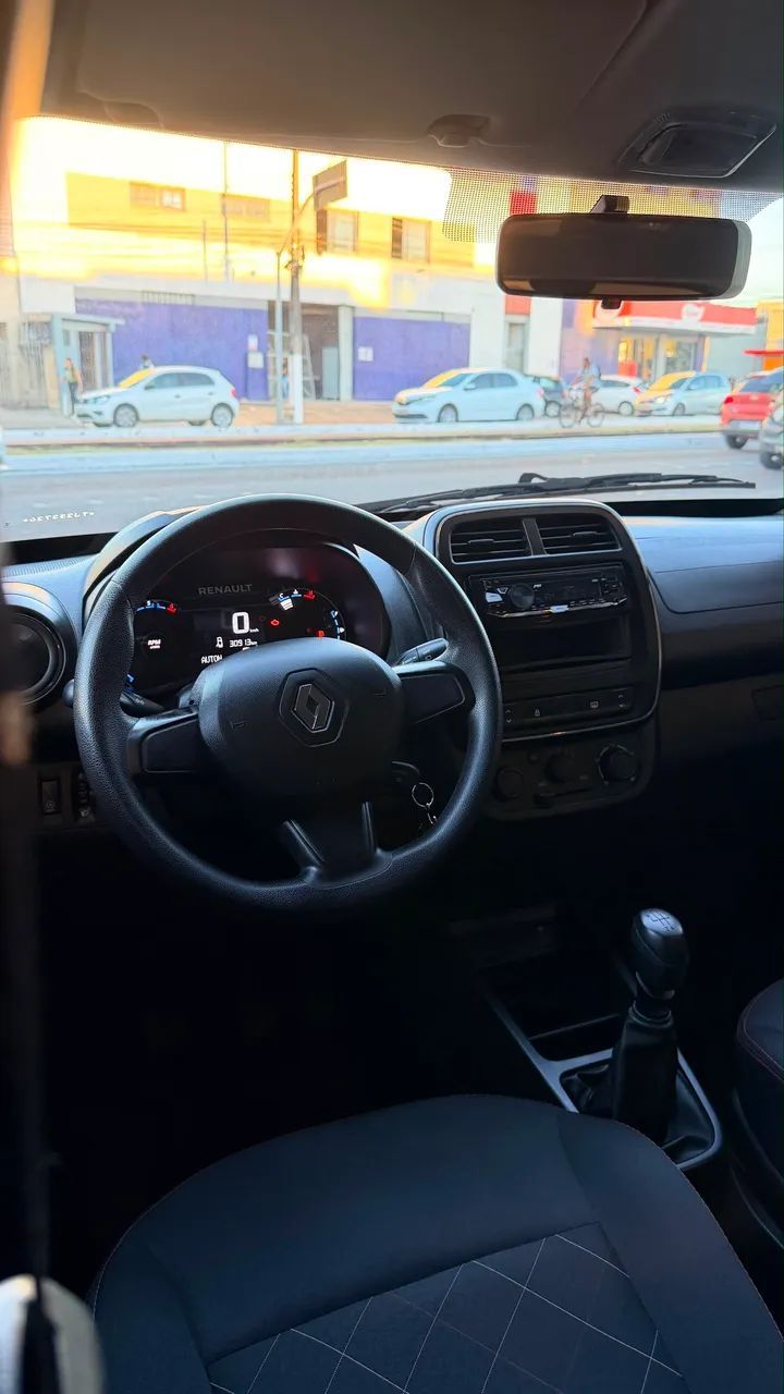 Renault KWID 8