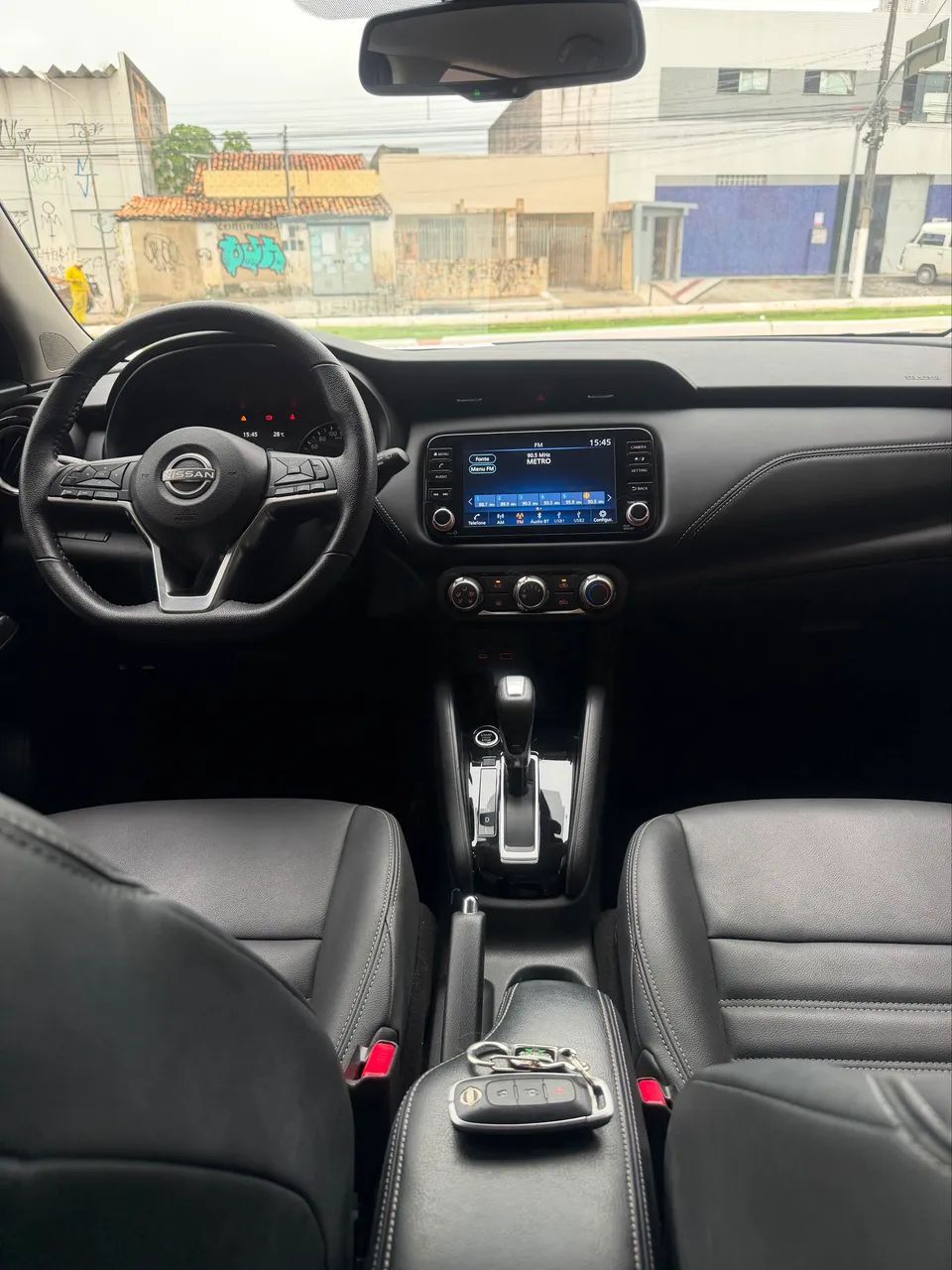 Nissan KICKS 11