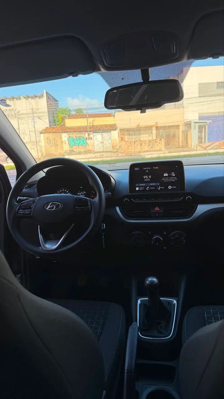 Hyundai HB20 10