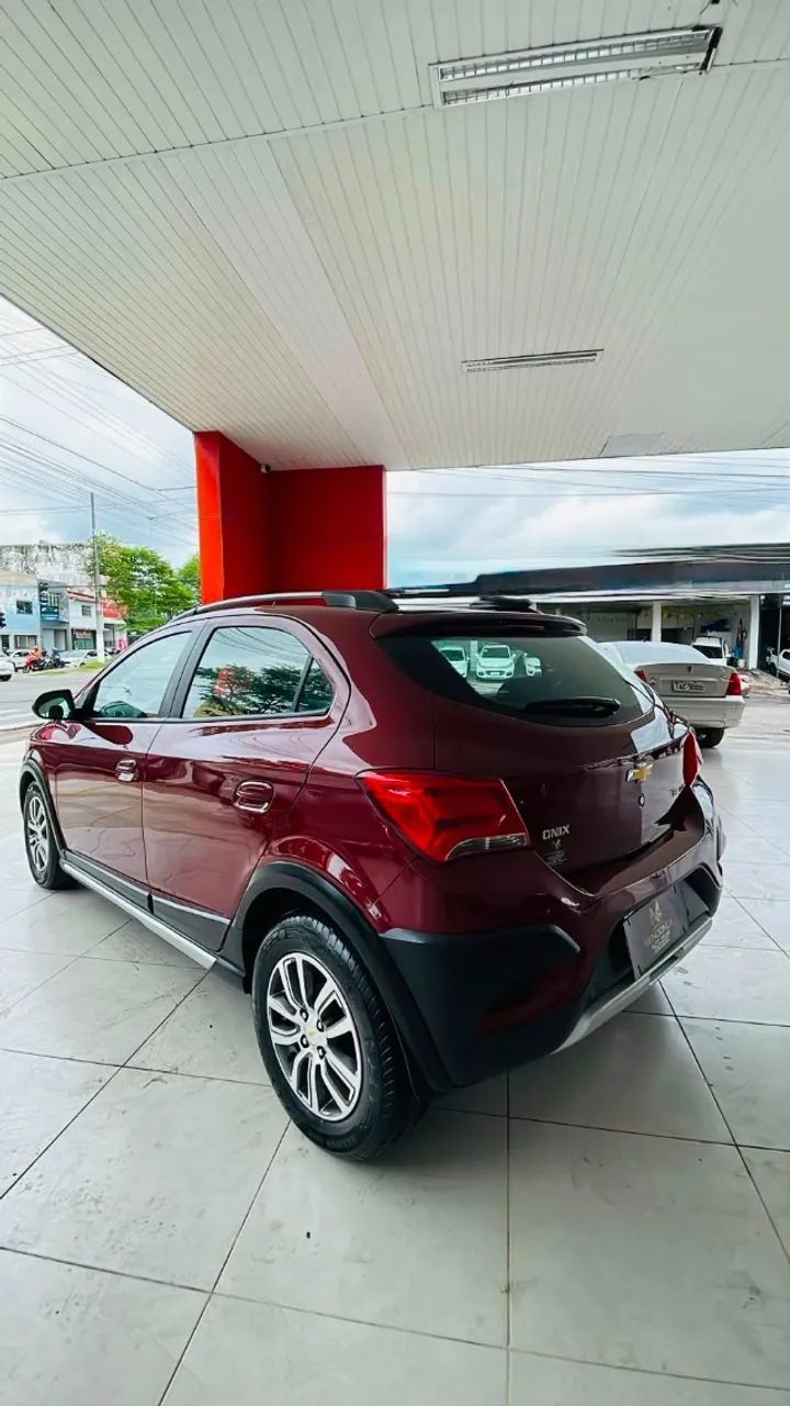 Chevrolet ONIX 3