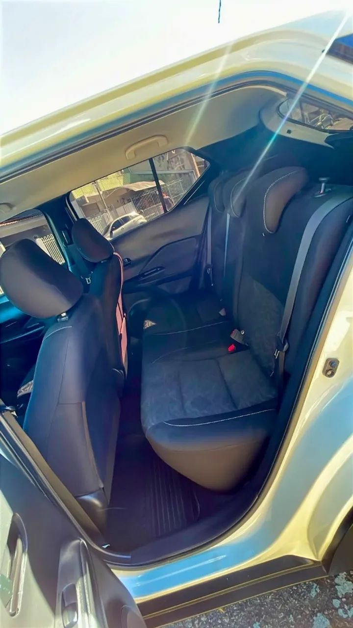 Nissan KICKS 11