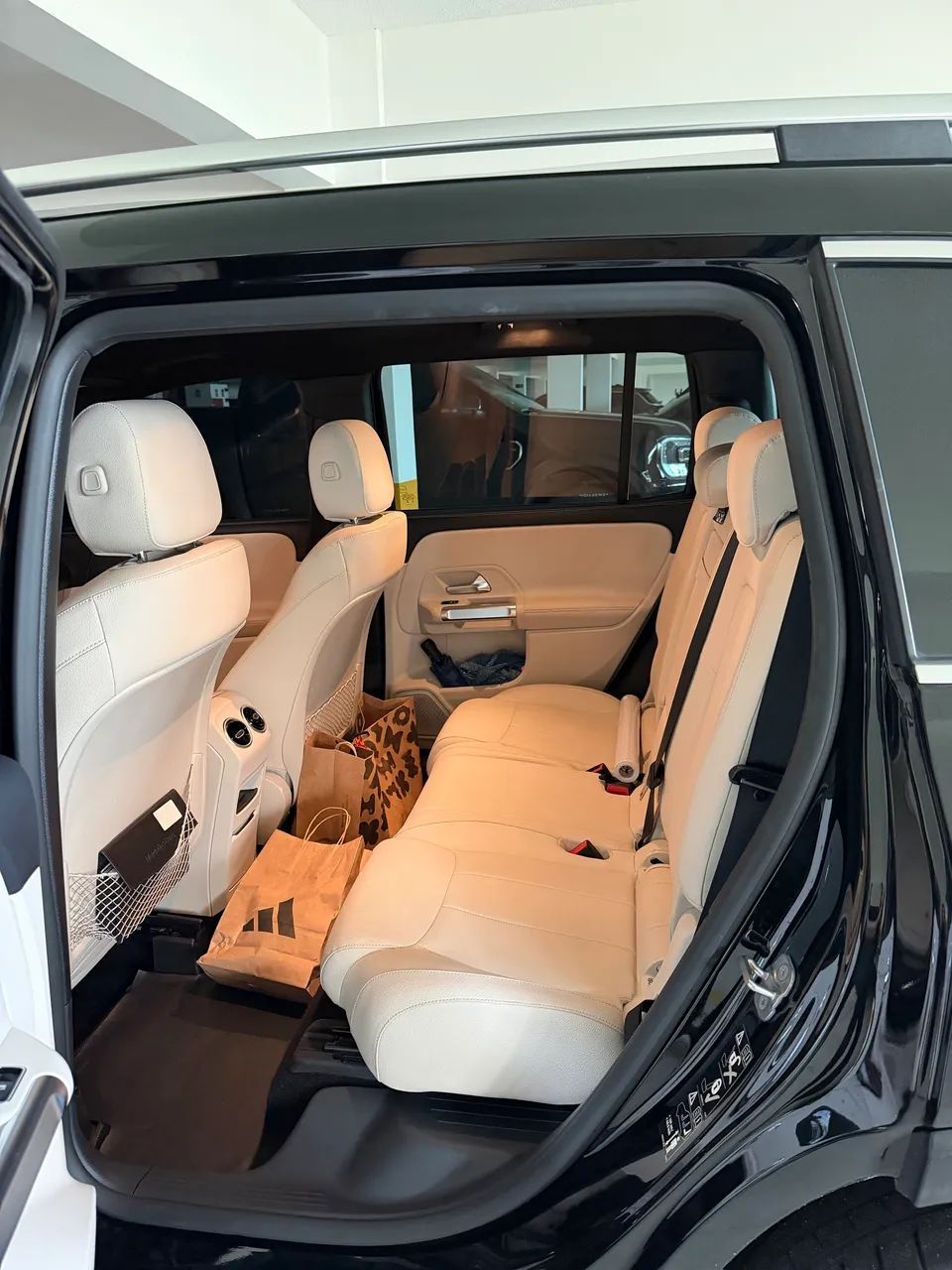Mercedes-Benz GLB 8