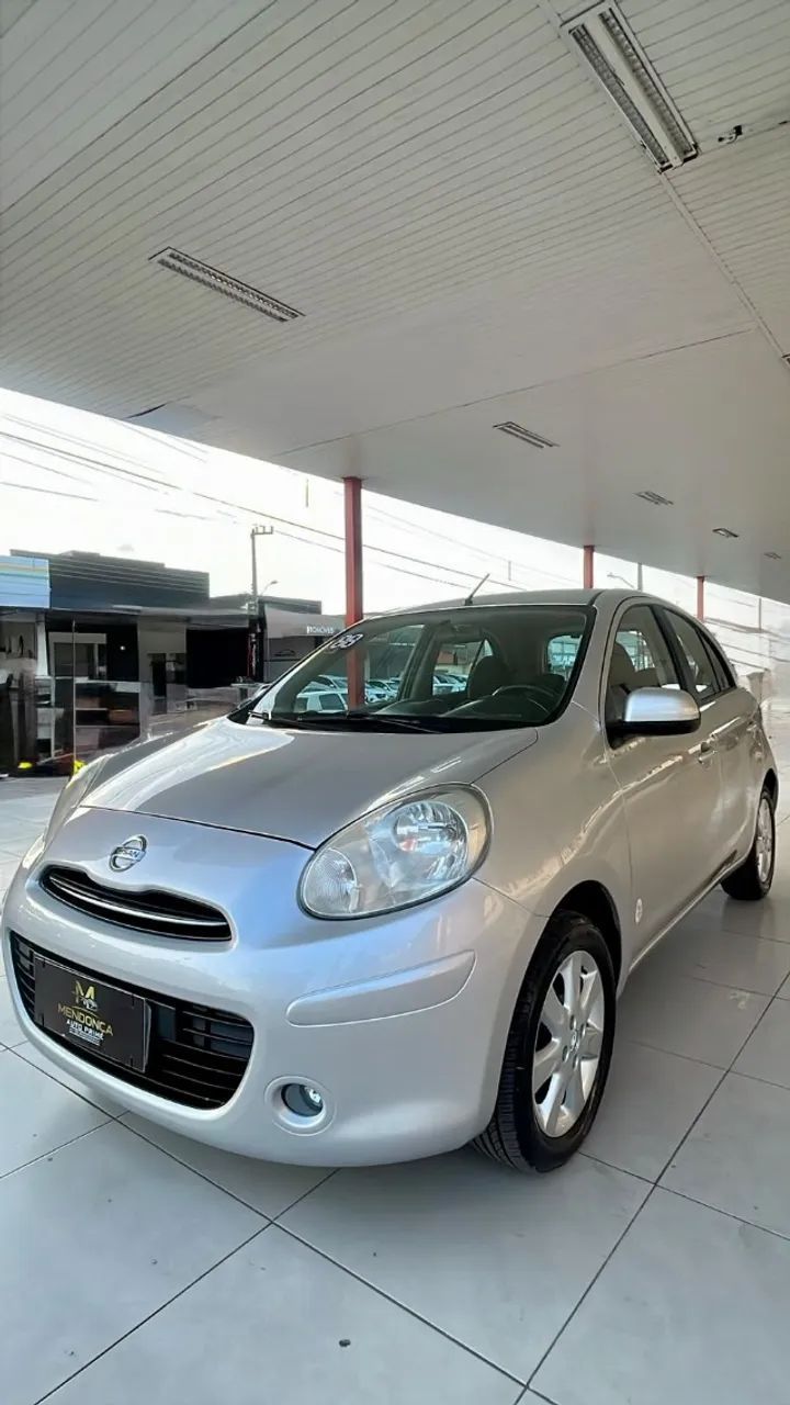 Nissan MARCH 7