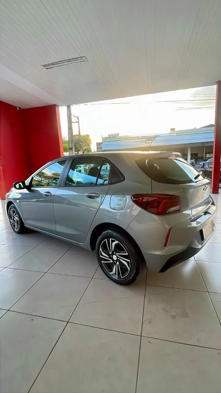 Chevrolet ONIX 5