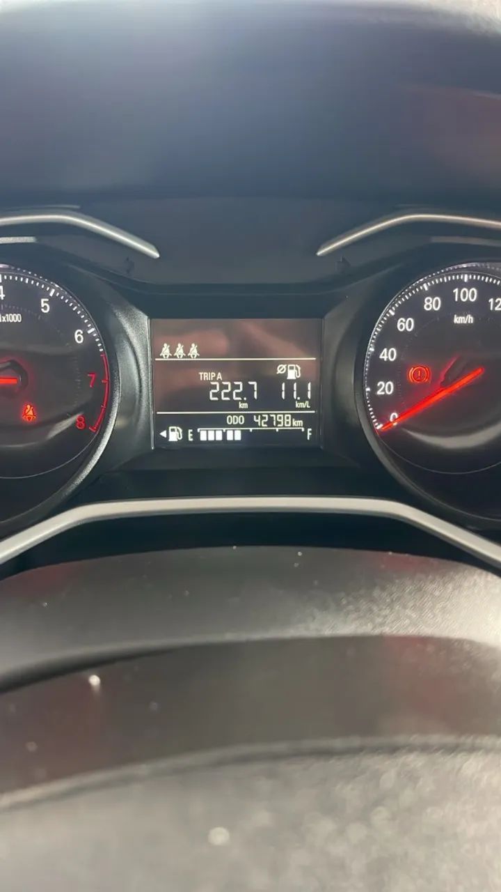Chevrolet ONIX 16