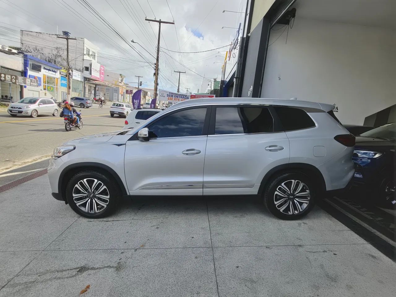 Chery TIGGO-8 5